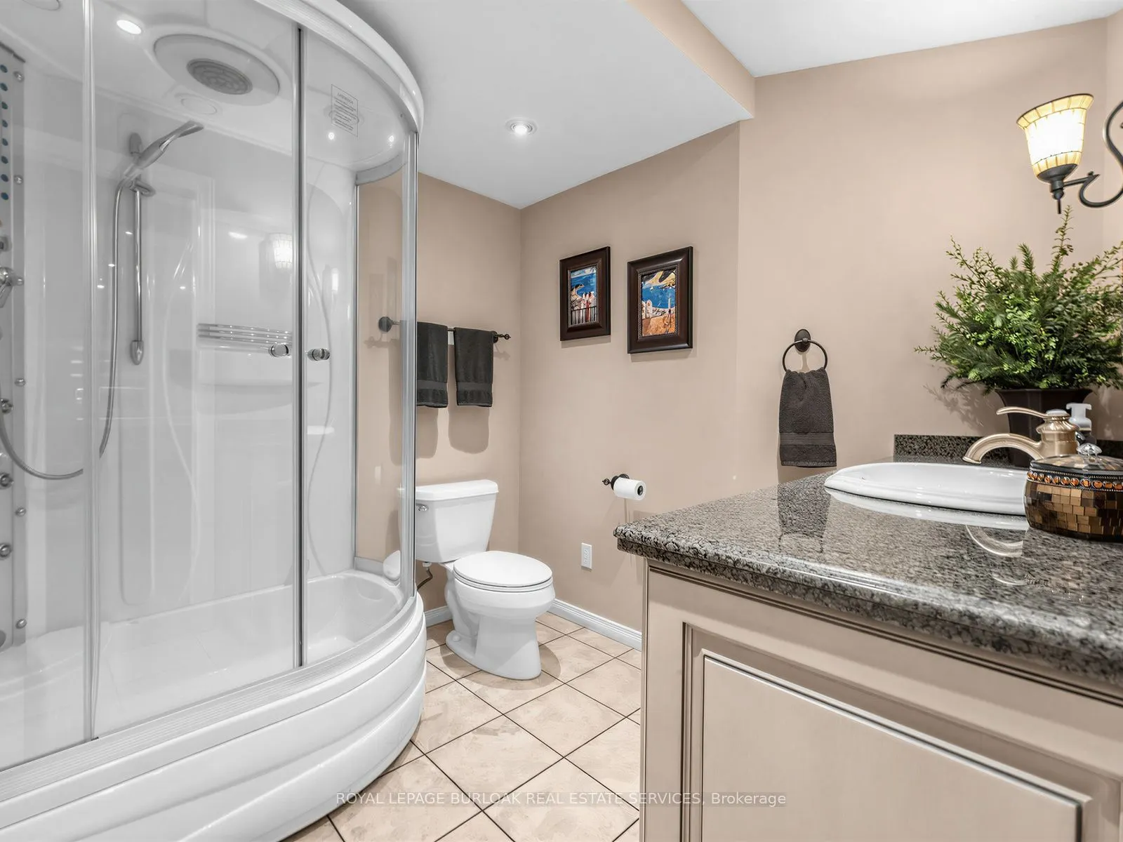 1259 Nathaniel Crescent