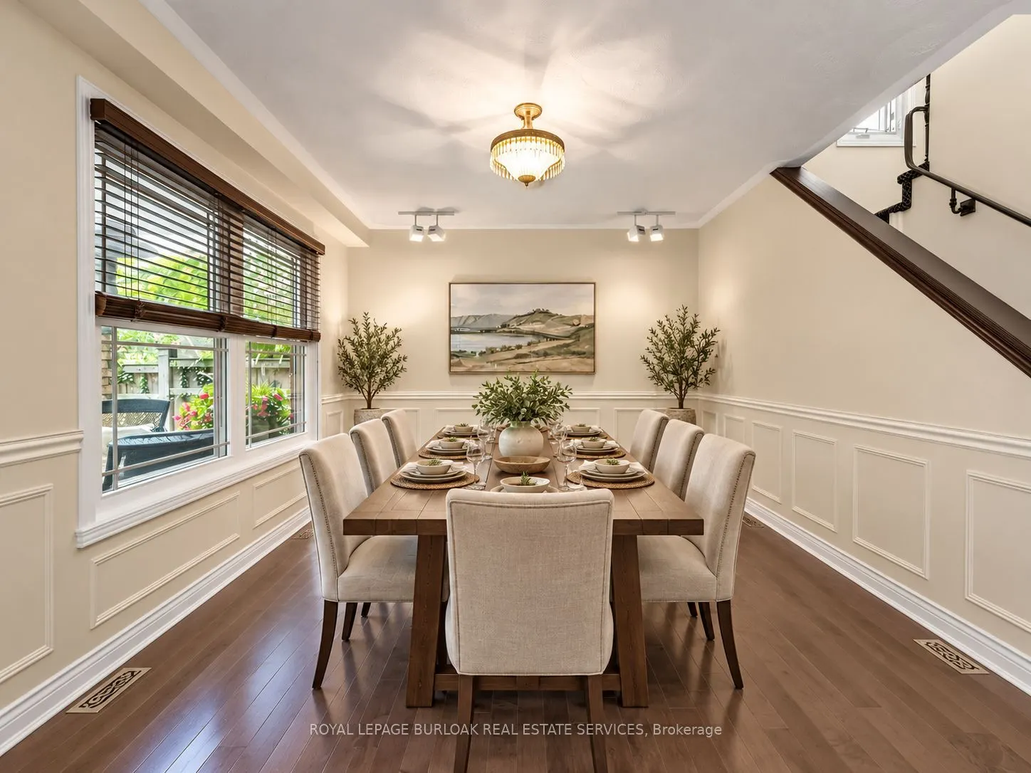 1259 Nathaniel Crescent