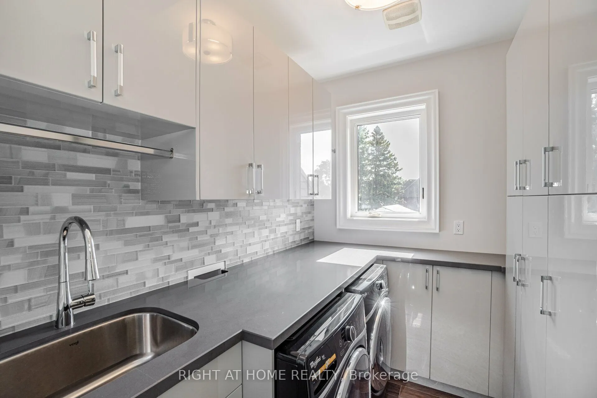 35 Burnelm Drive
