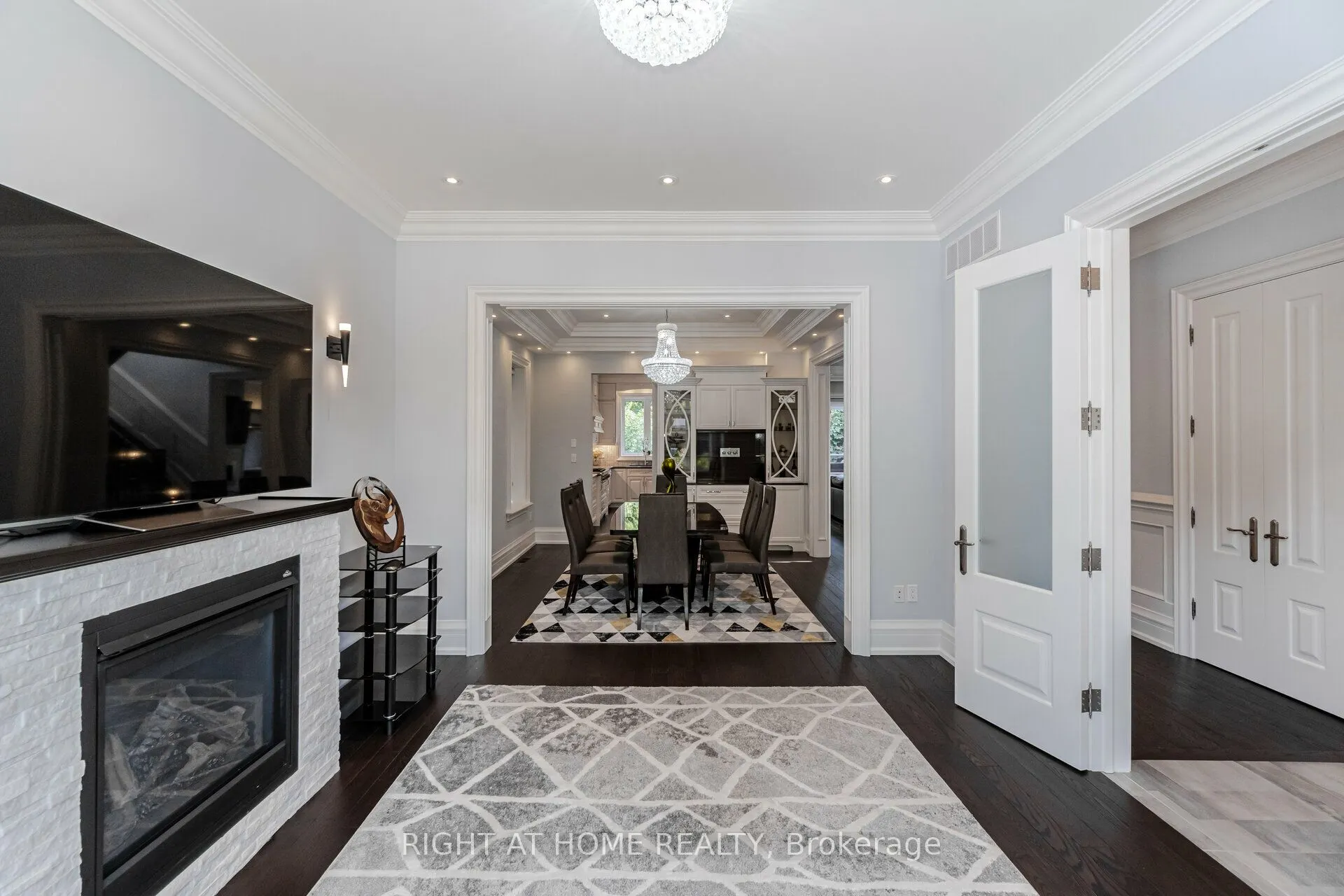 35 Burnelm Drive