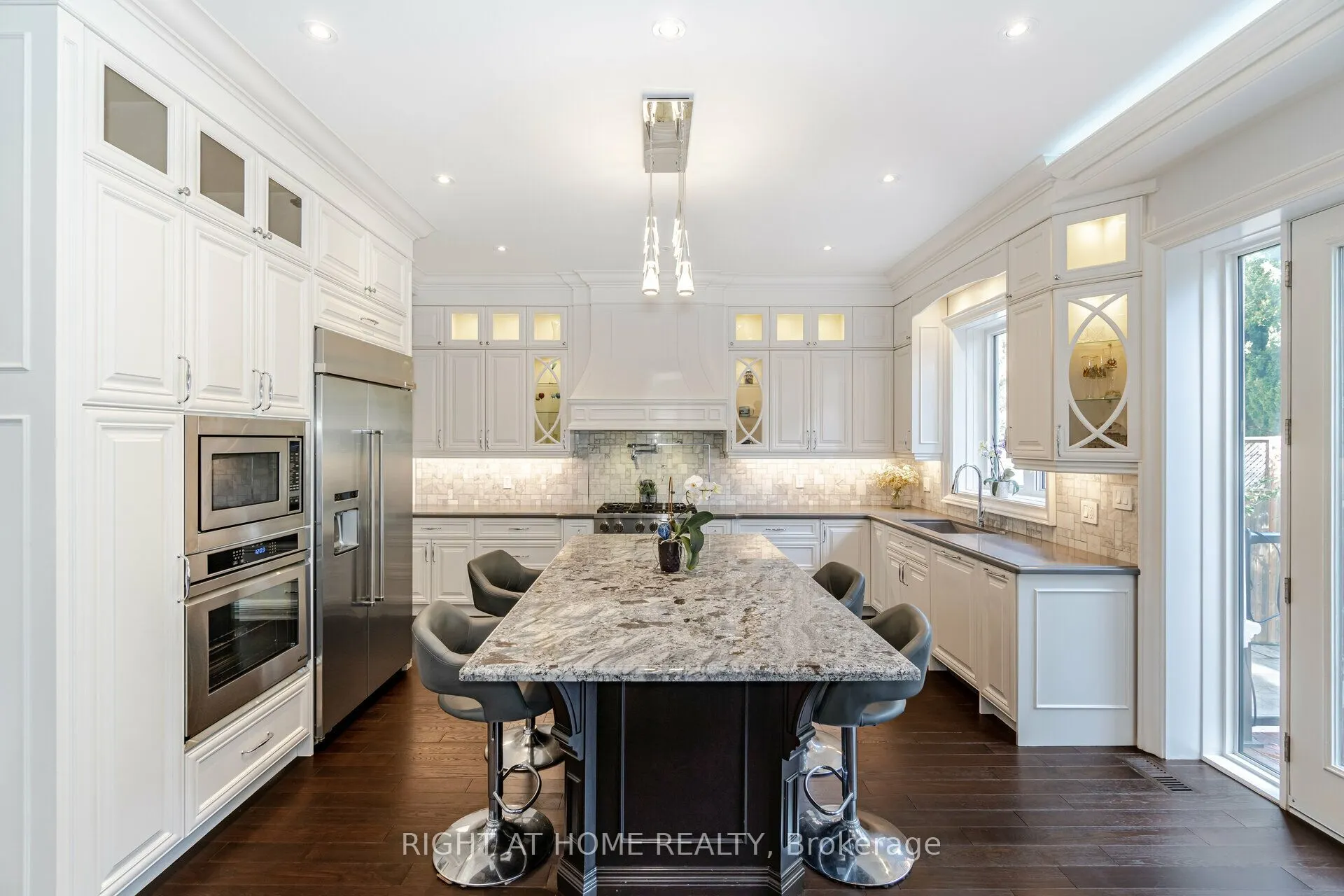 35 Burnelm Drive