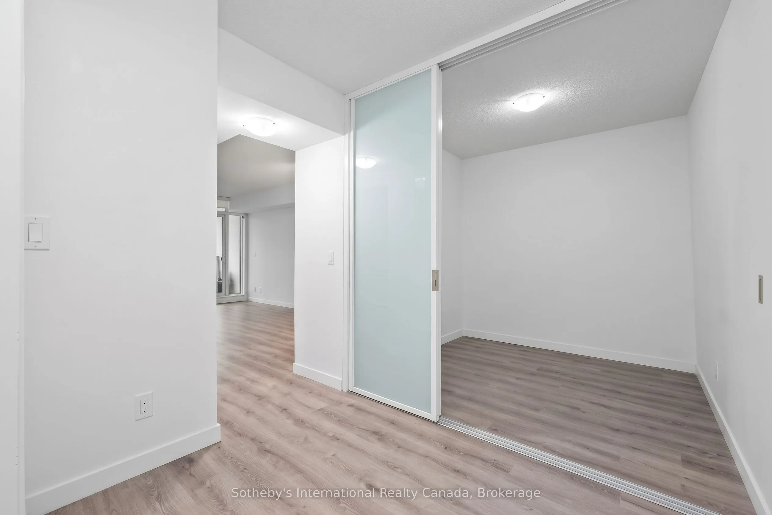 556 Marlee Avenue #412