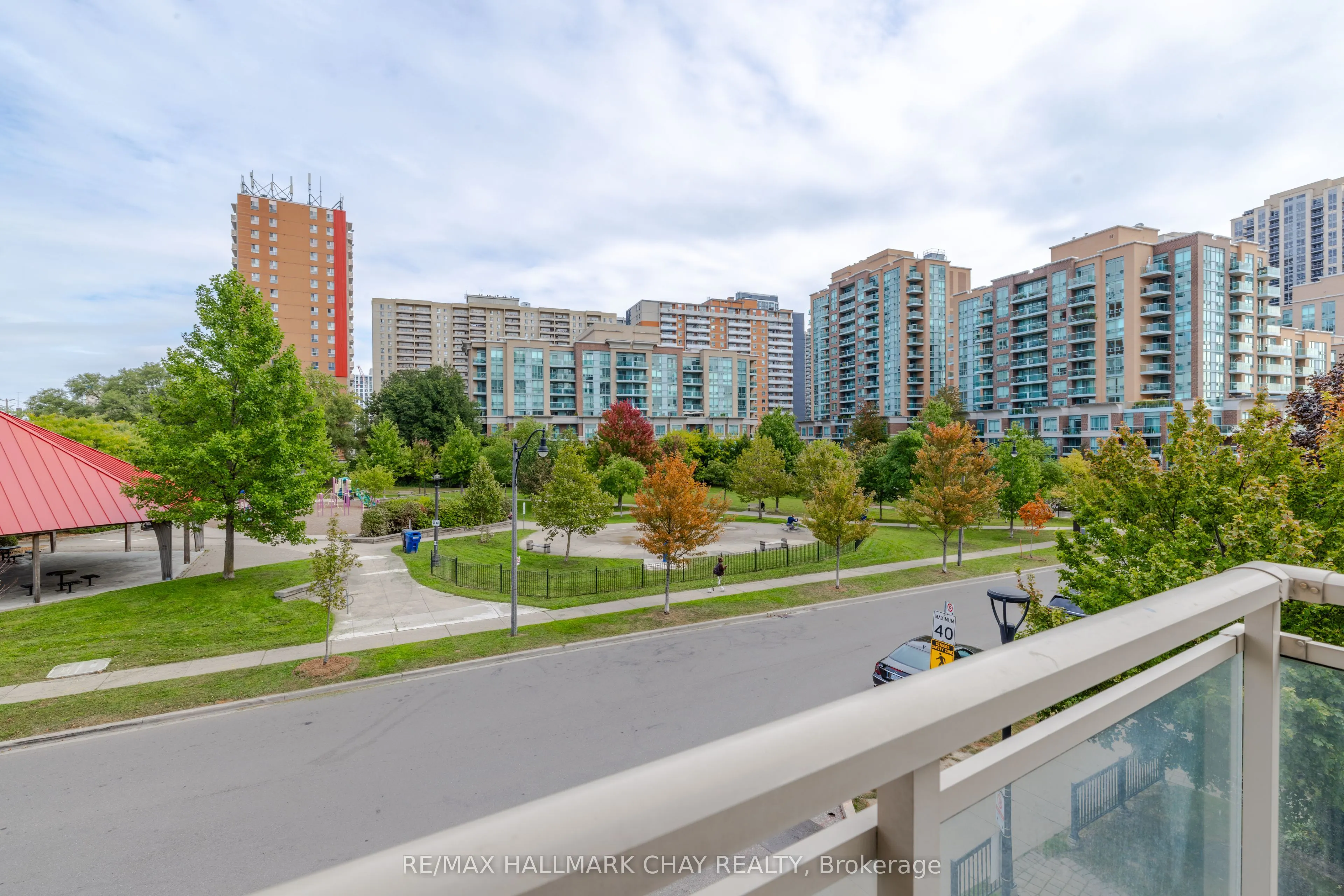 5101 Dundas Street W #204