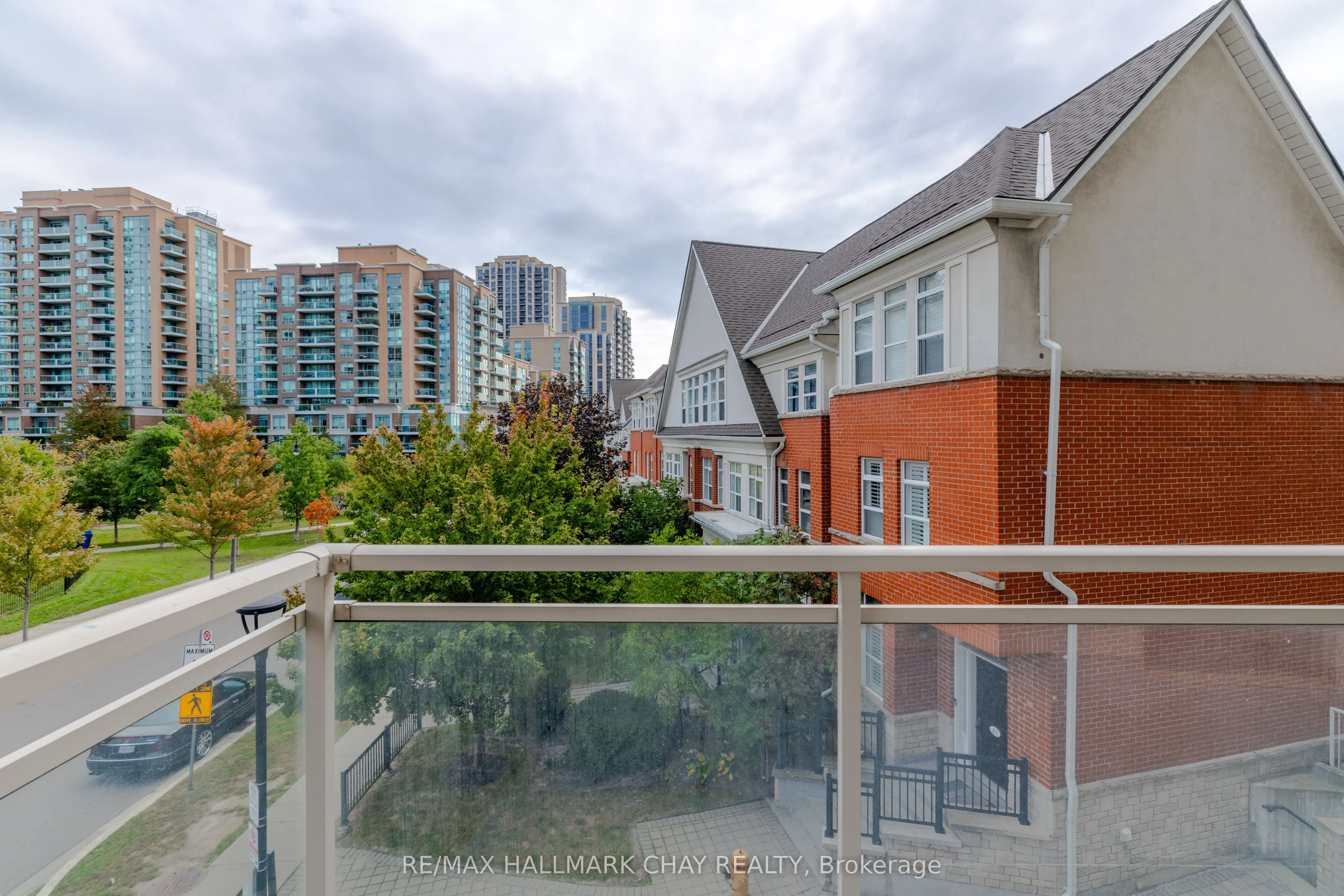 5101 Dundas Street W #204