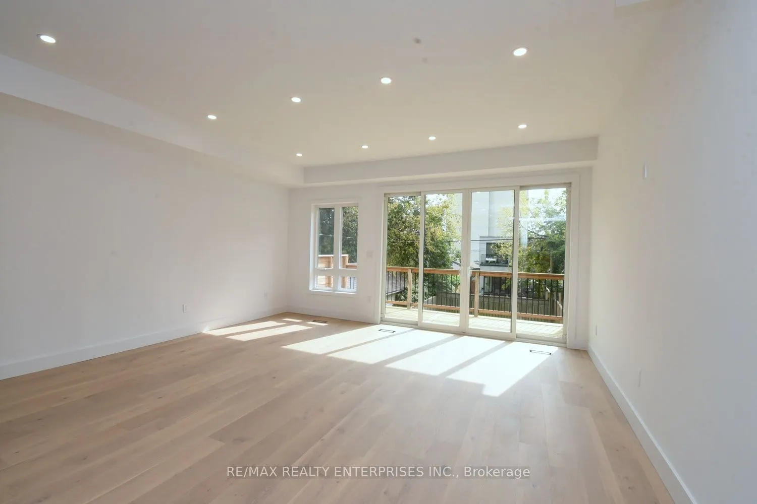 19 Simpson Avenue