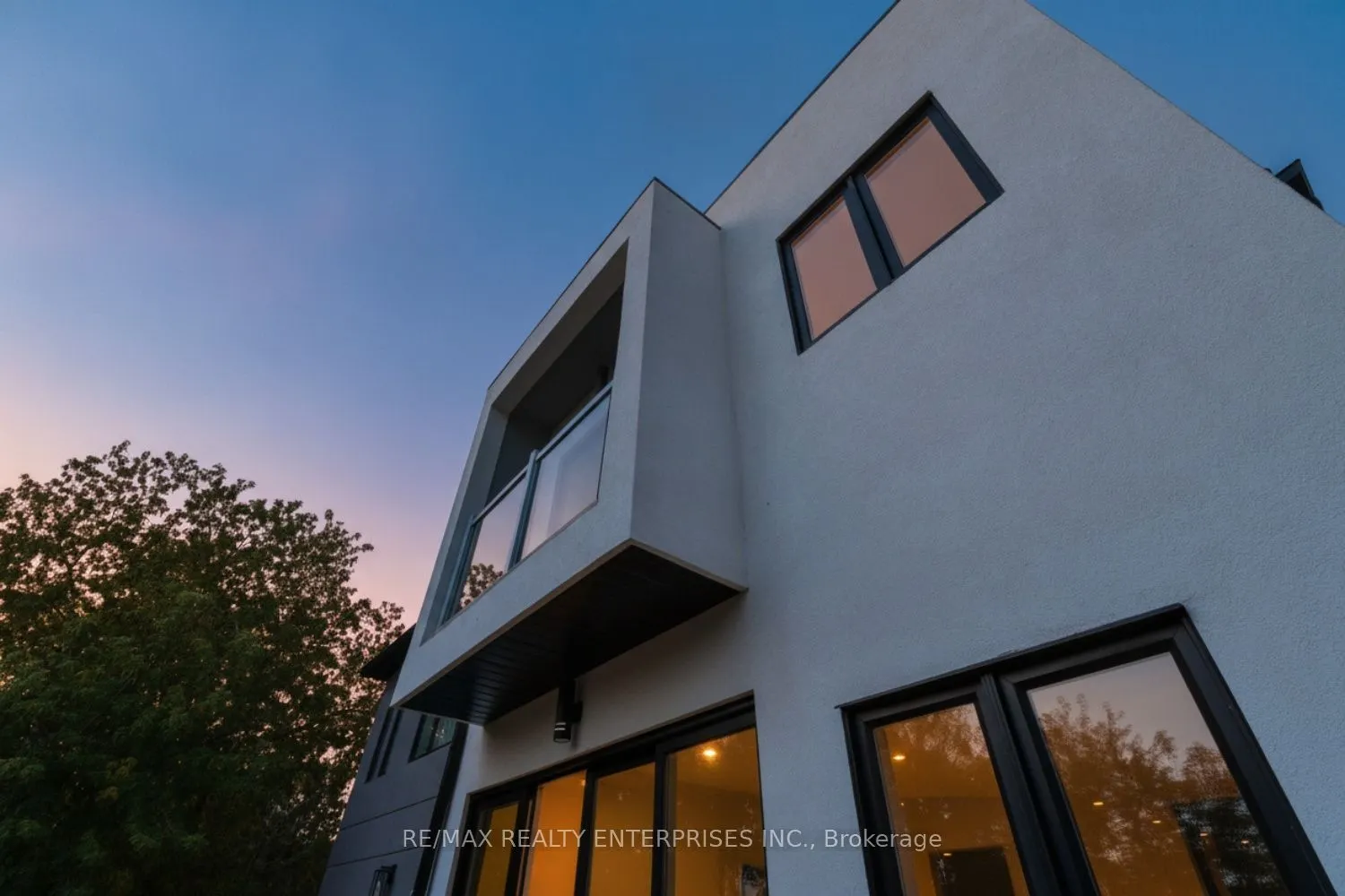 19 Simpson Avenue