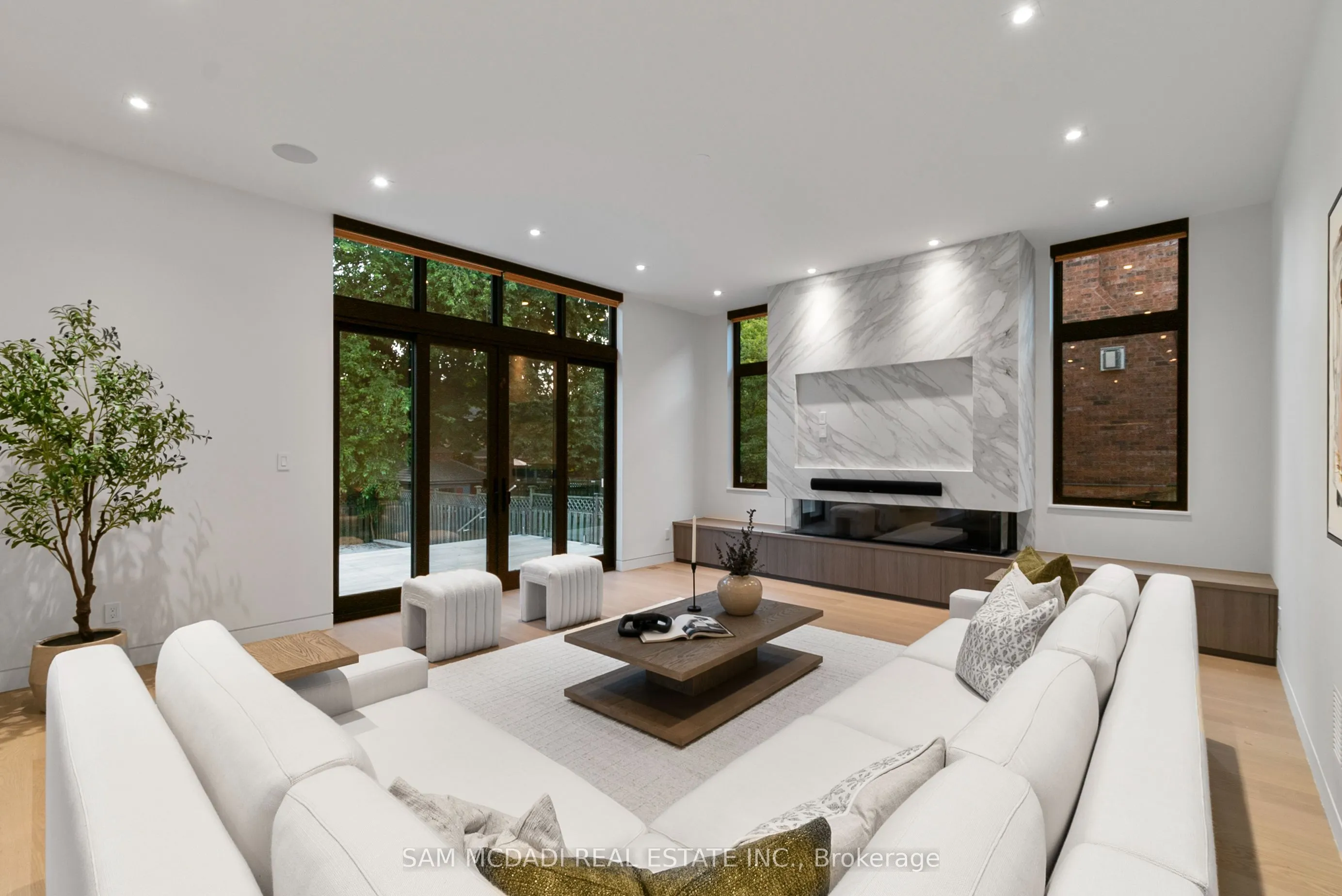 1222 Mississauga Road