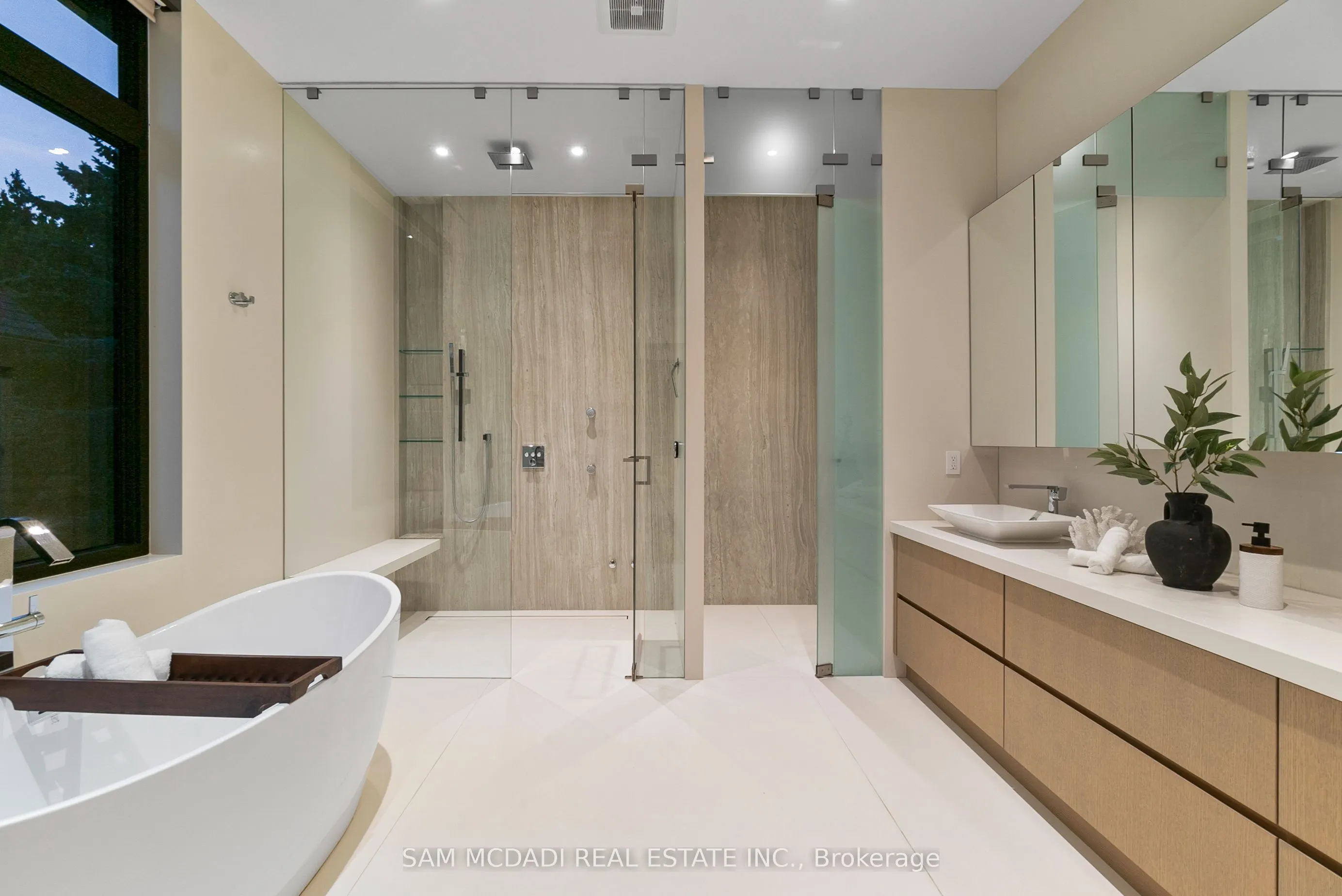 1222 Mississauga Road