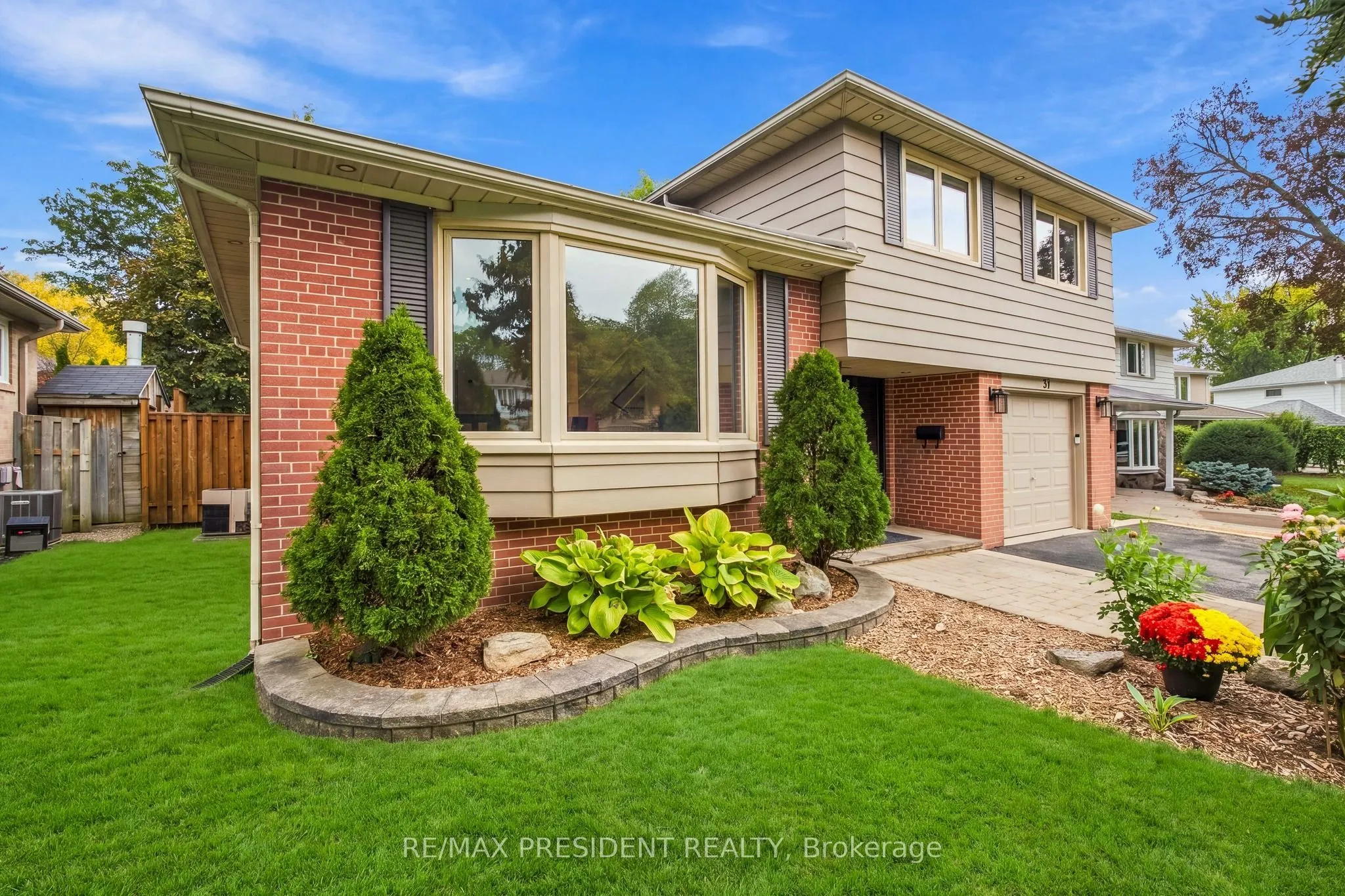 31 Core Crescent