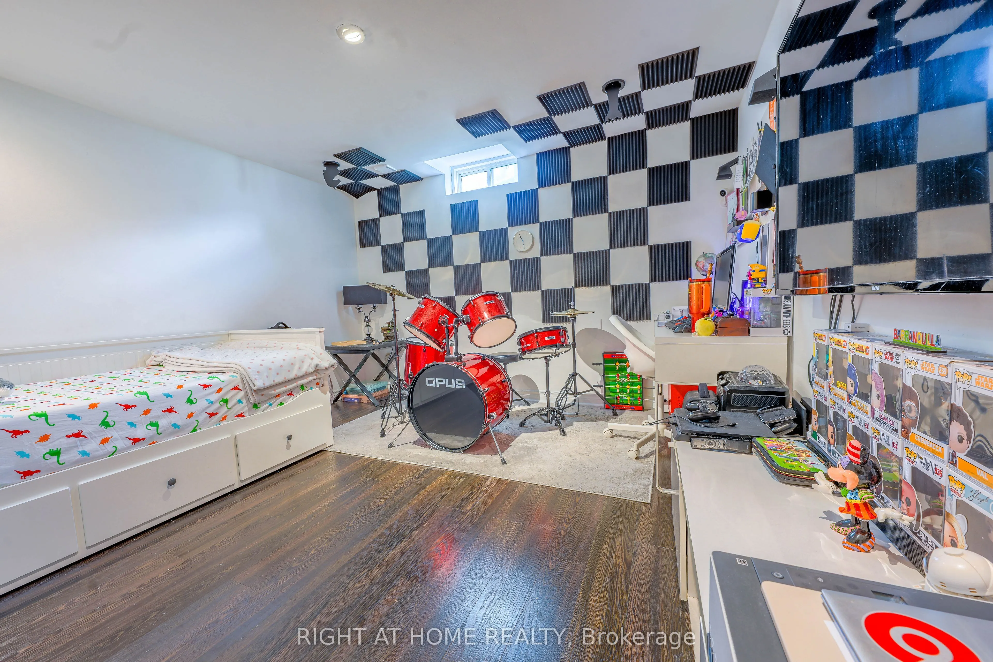 3881 Partition Road
