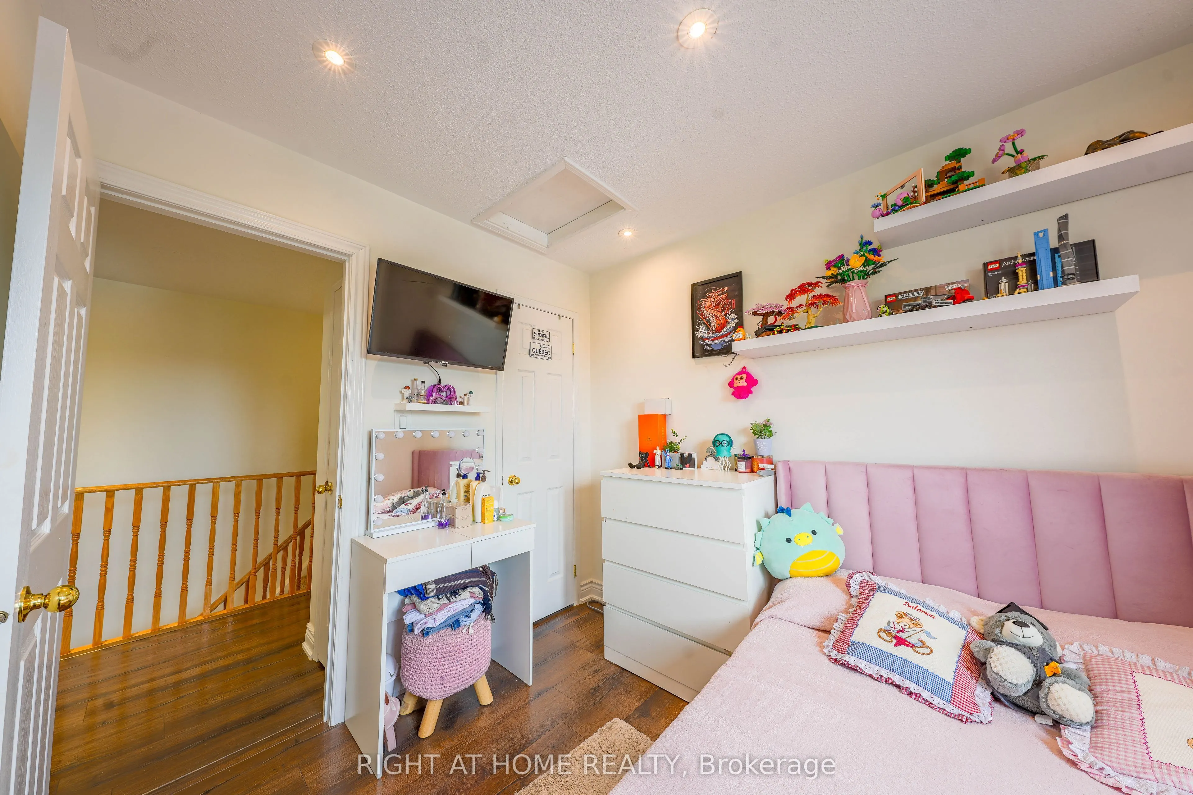 3881 Partition Road