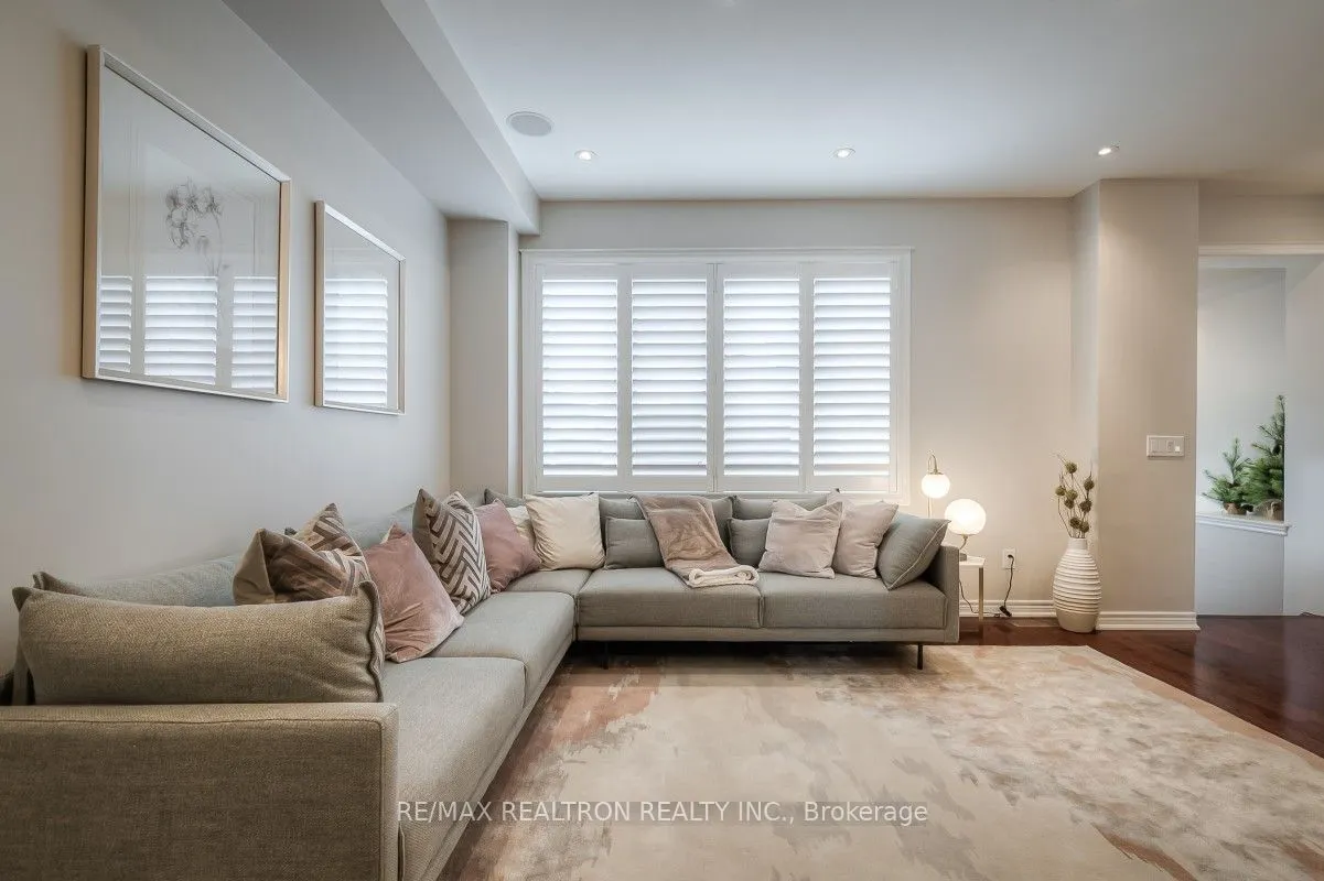 3107 Neyagawa Boulevard