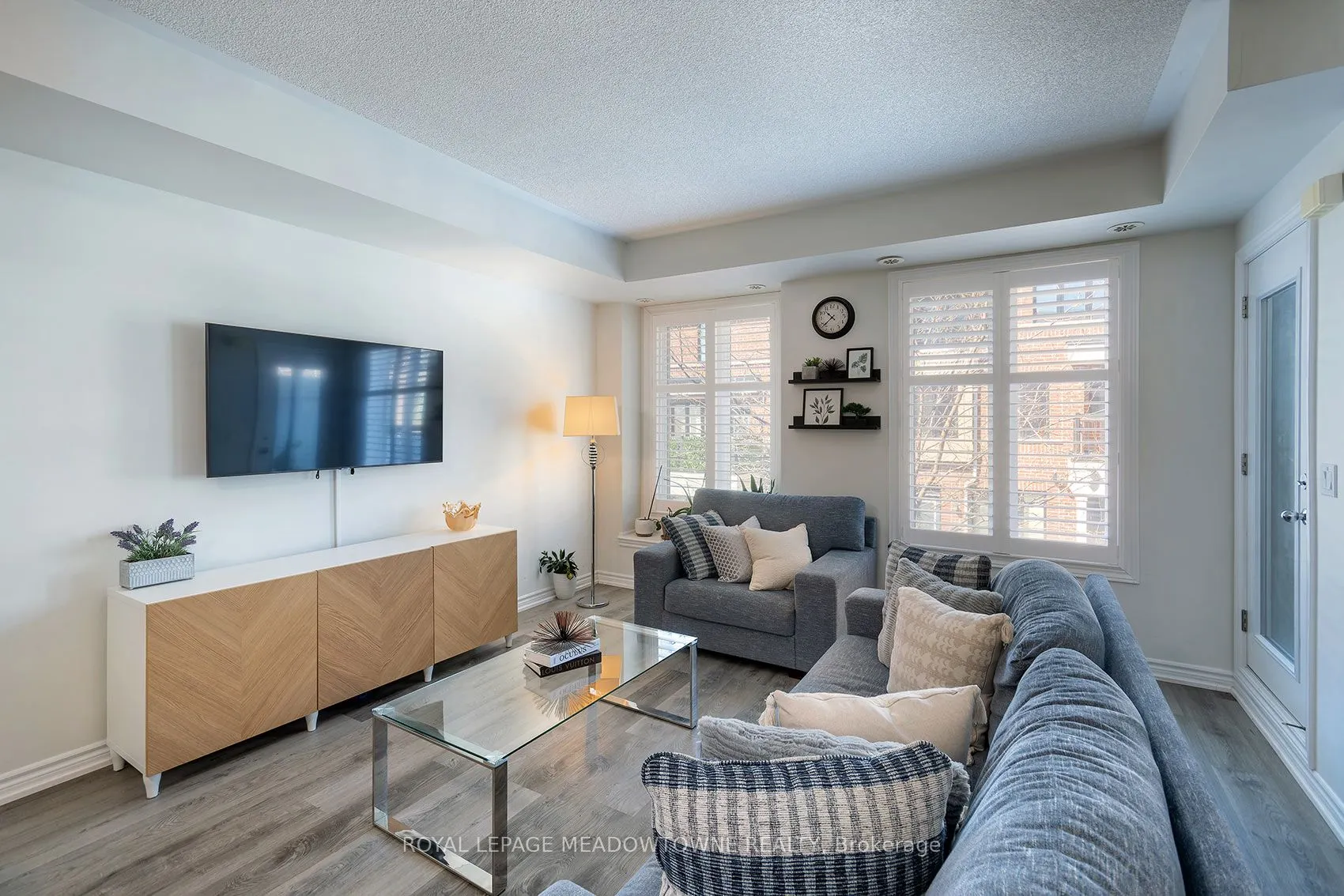 10 Carnation Avenue #19