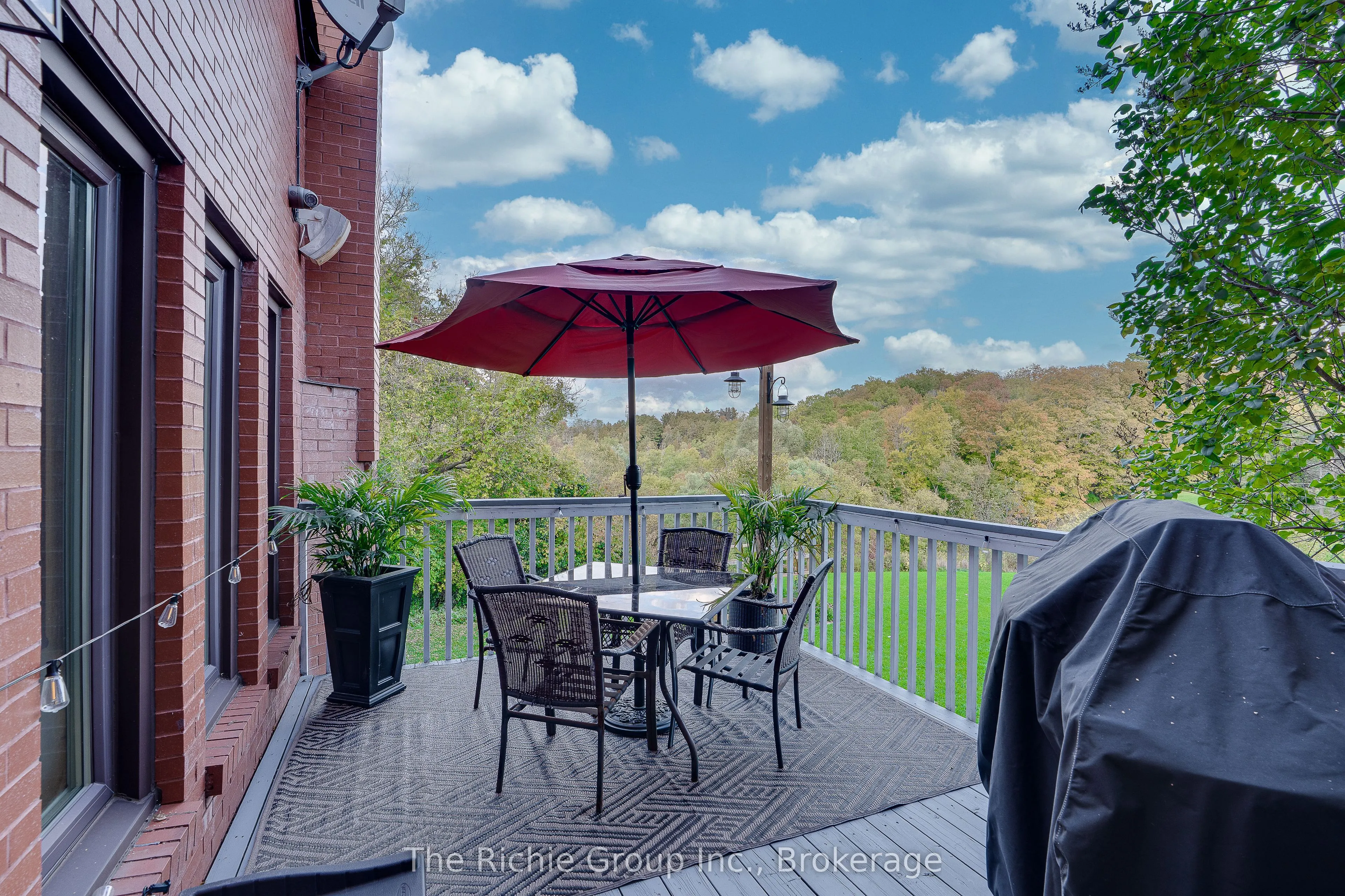 21 Bartley Drive