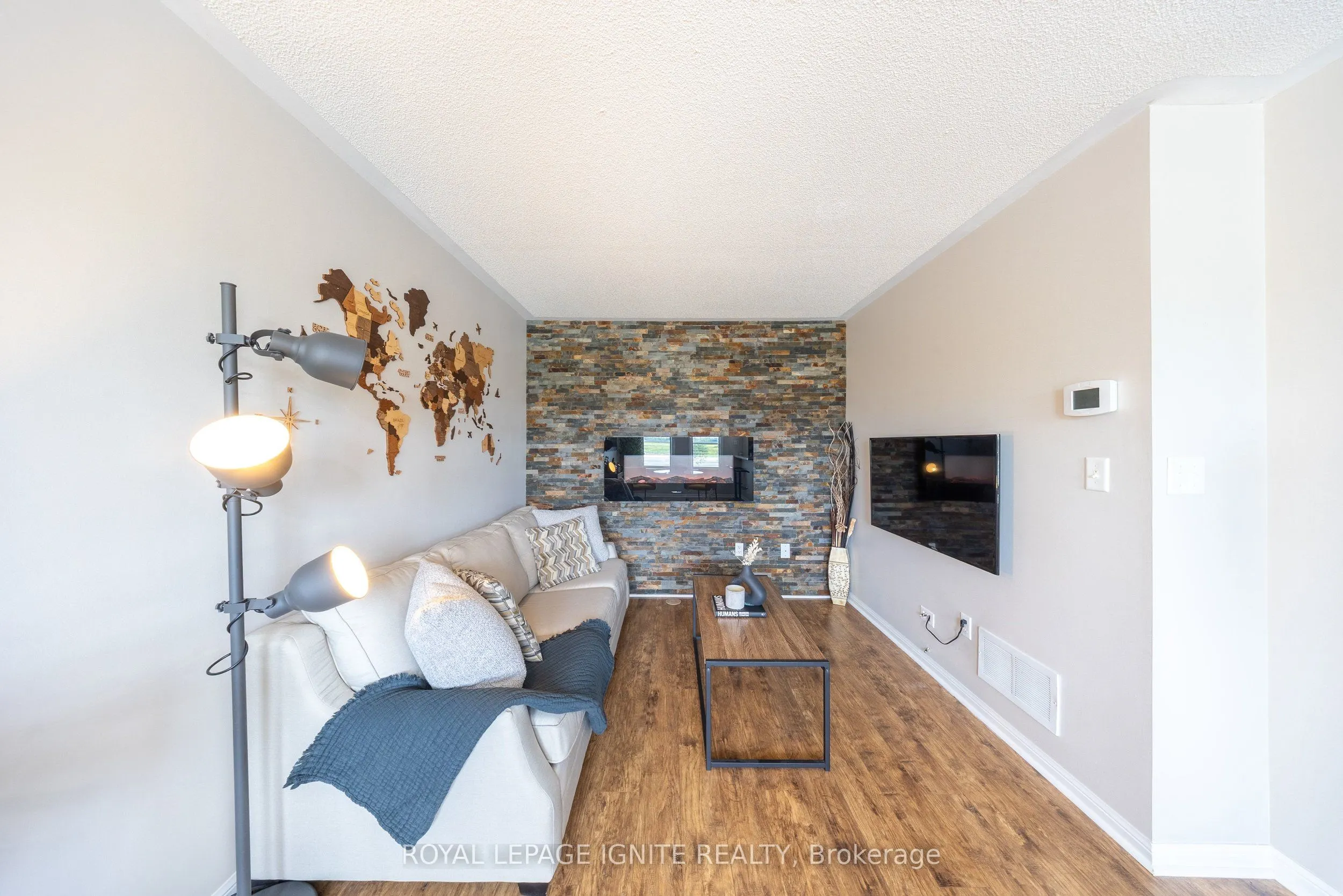 3123 Stornoway Circle