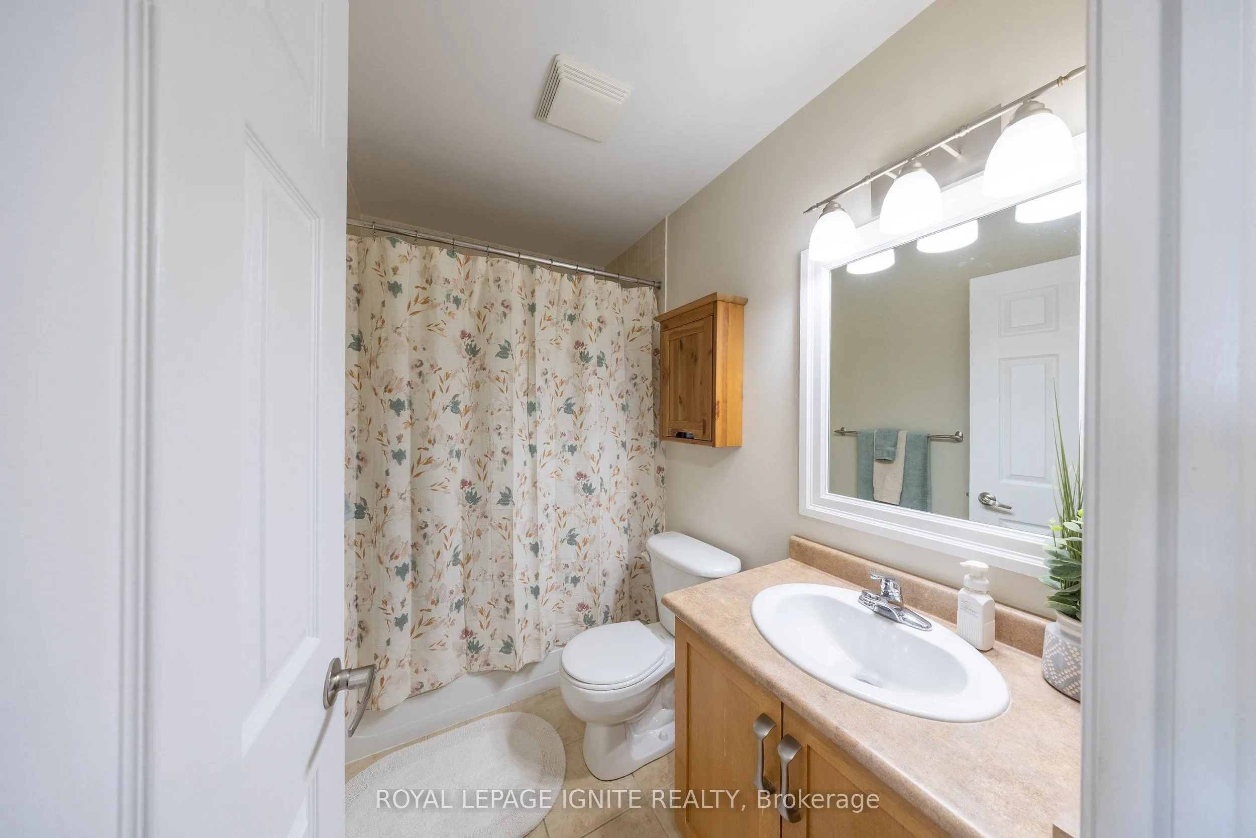 3123 Stornoway Circle