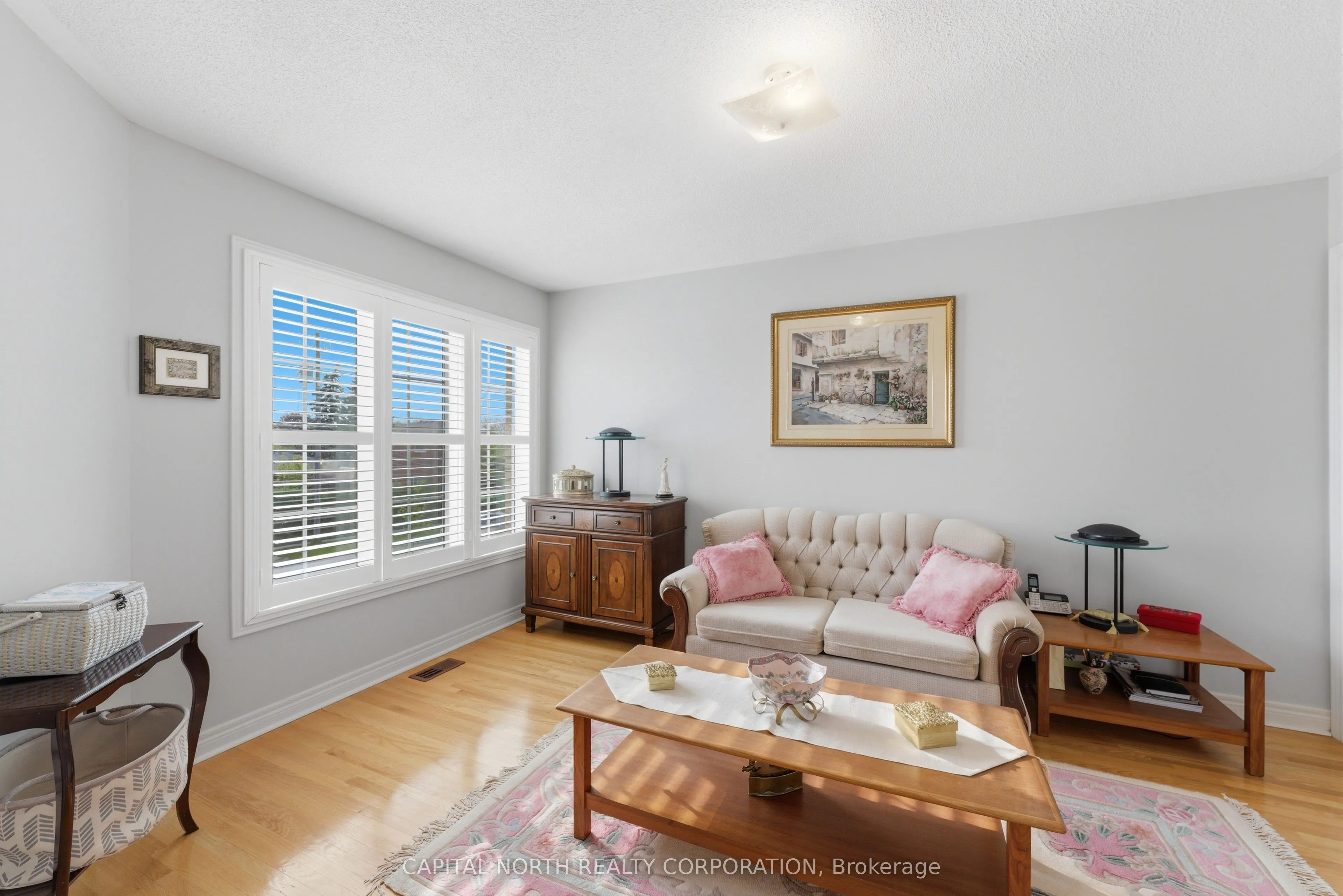 6 Veerland Drive