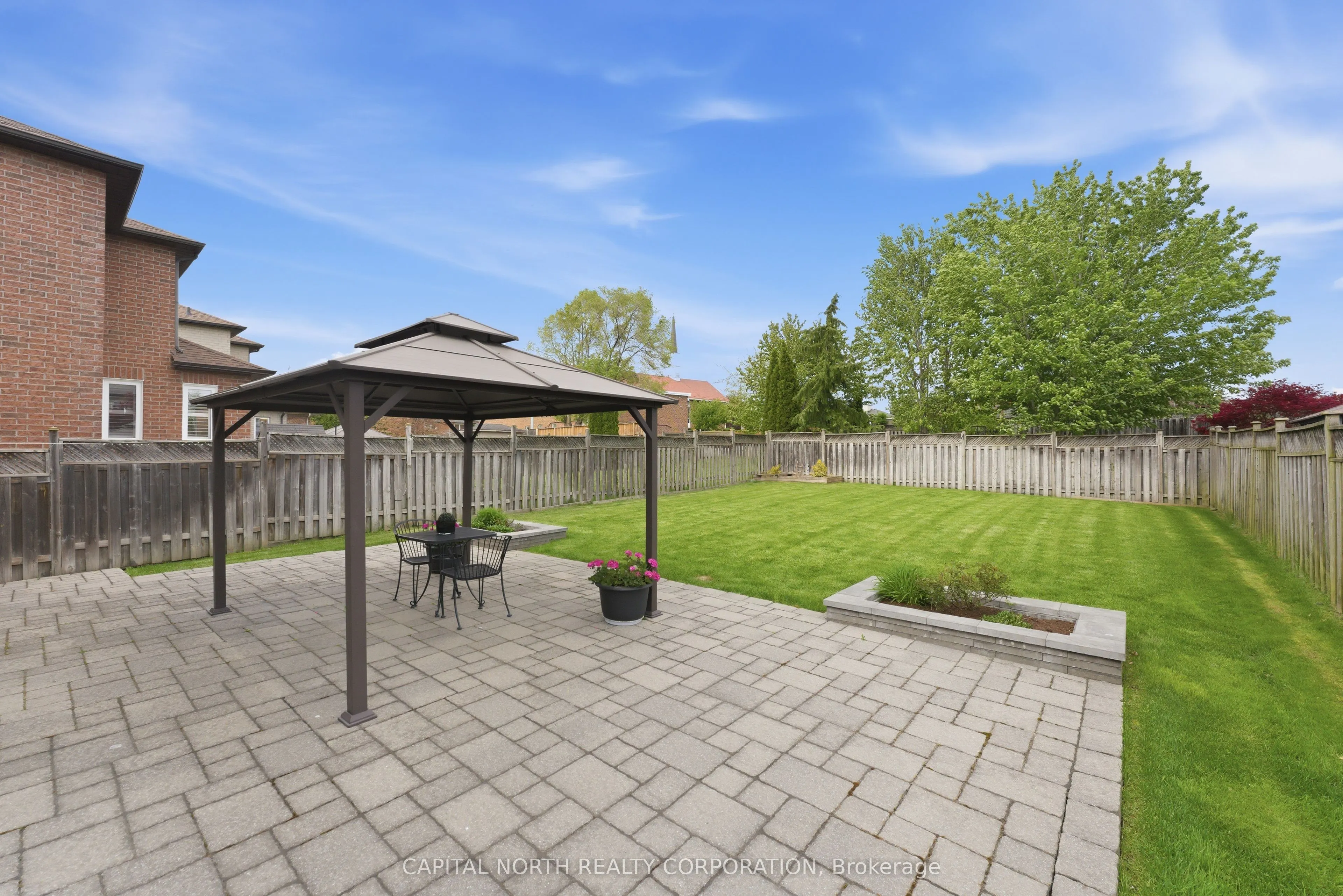 6 Veerland Drive