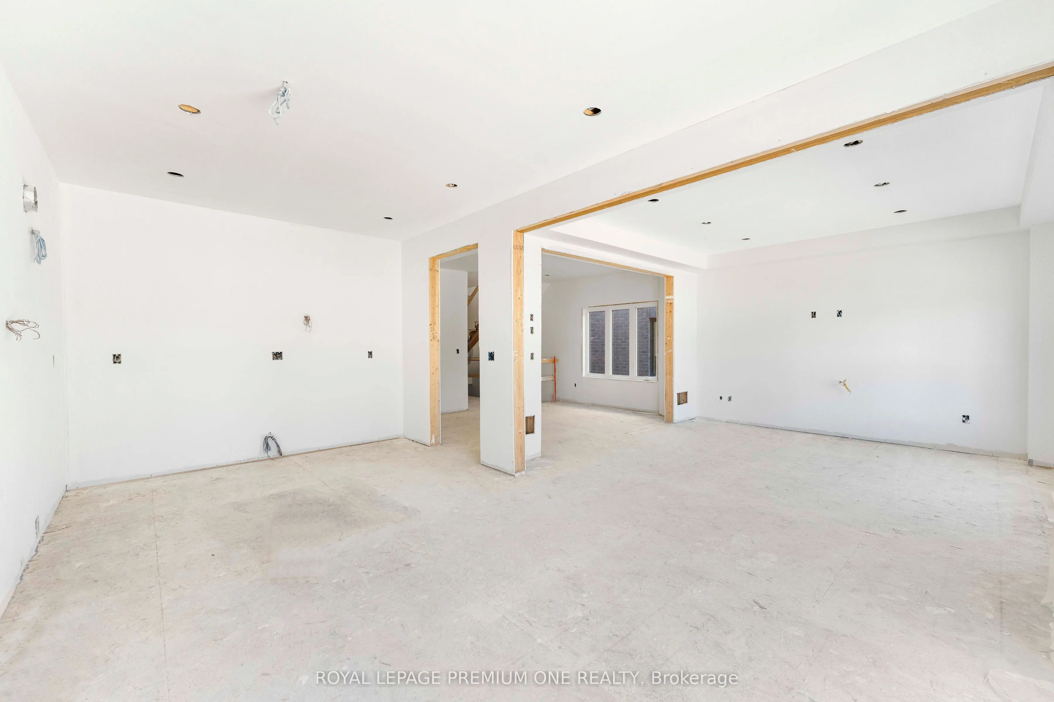 8 Jack Kenny Court
