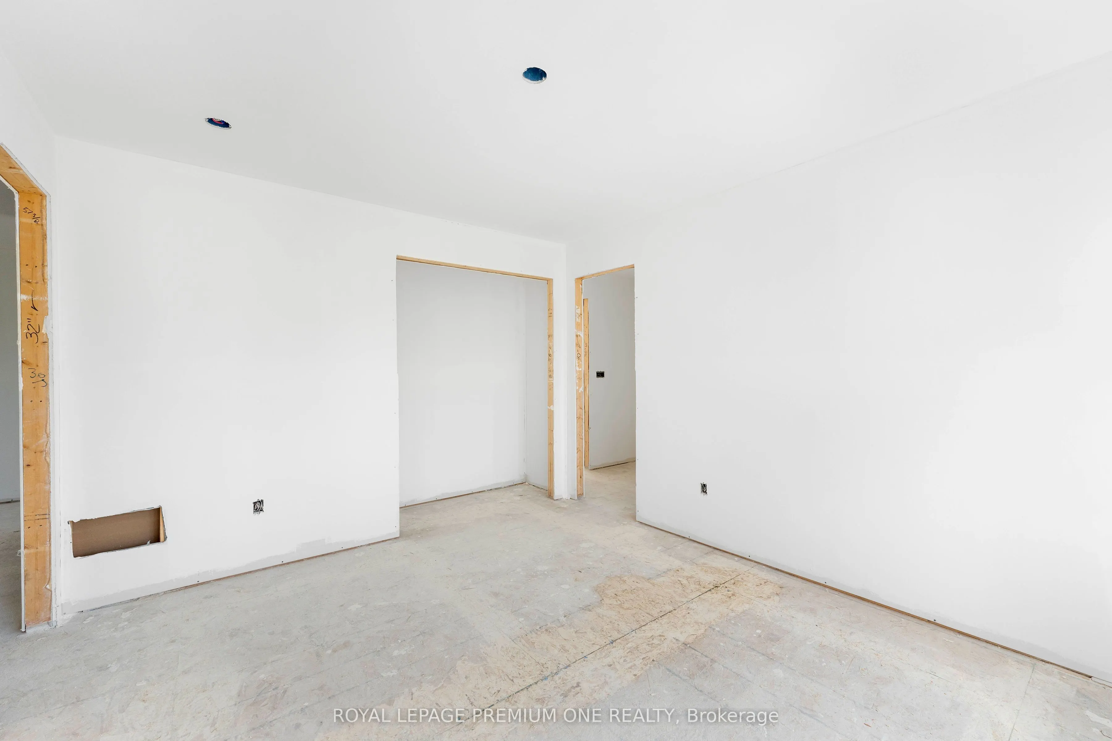 8 Jack Kenny Court