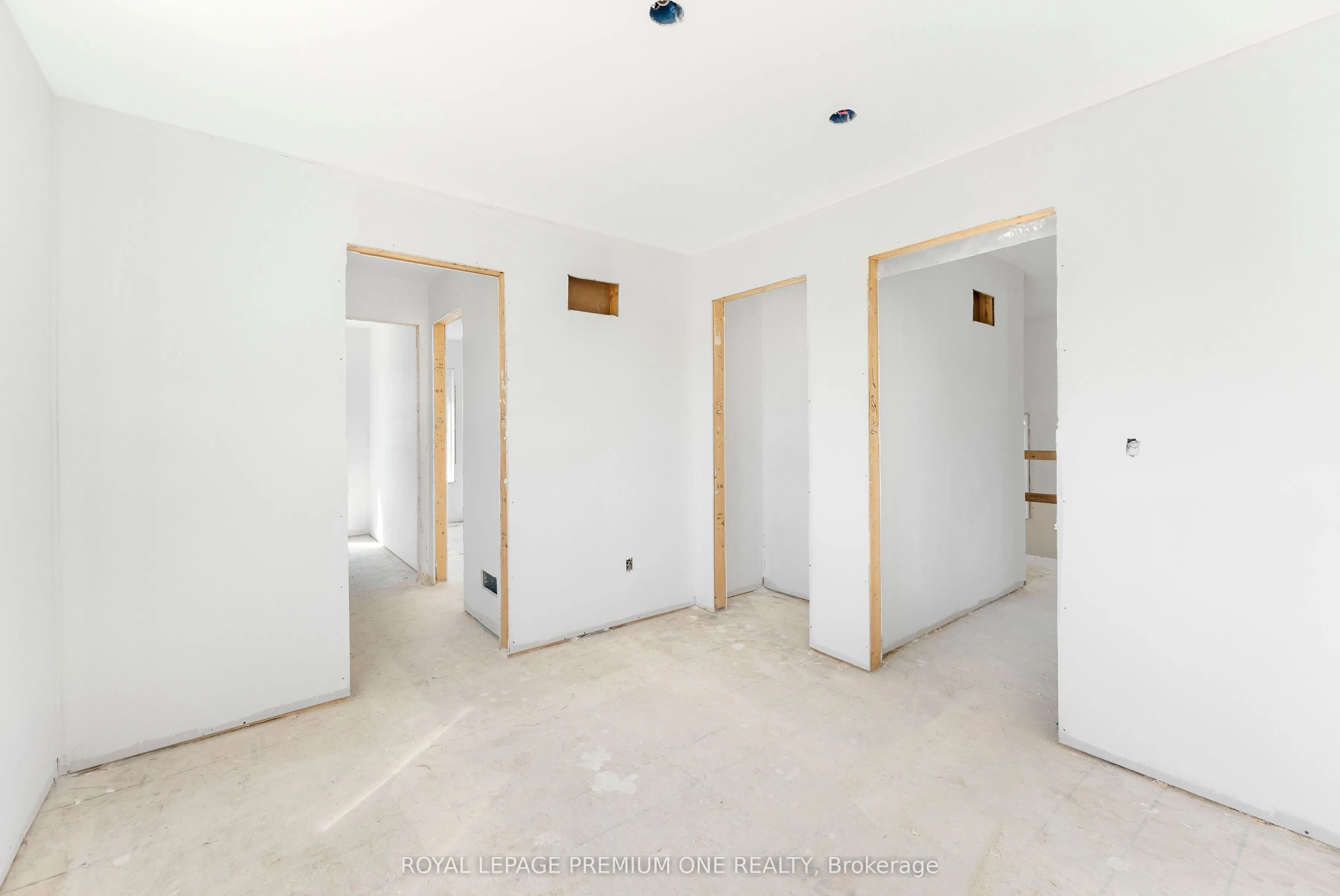 8 Jack Kenny Court