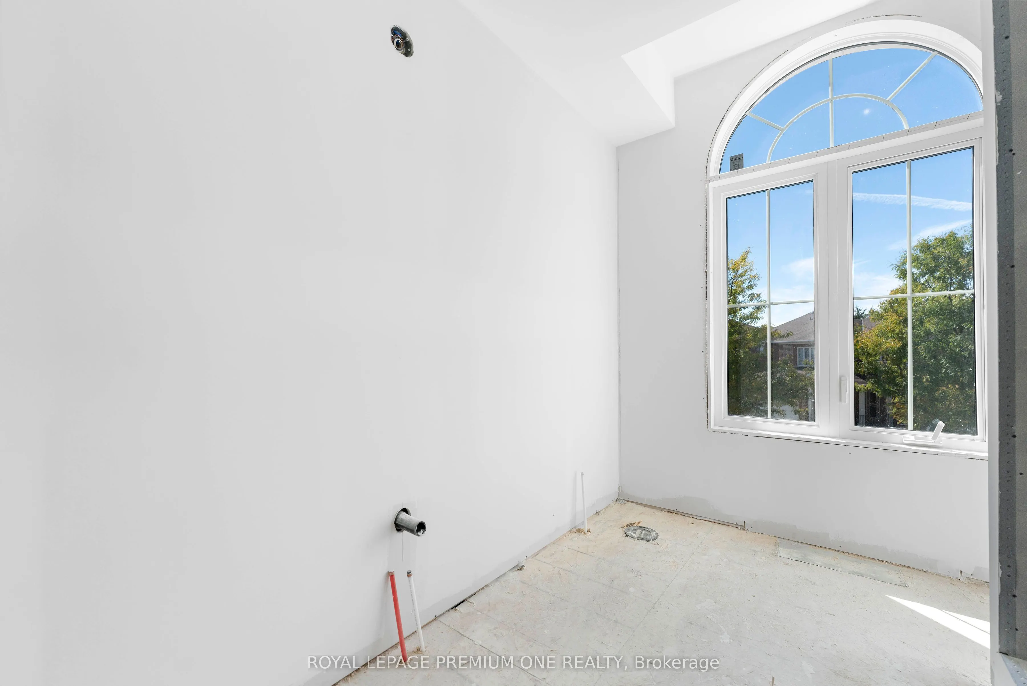 8 Jack Kenny Court
