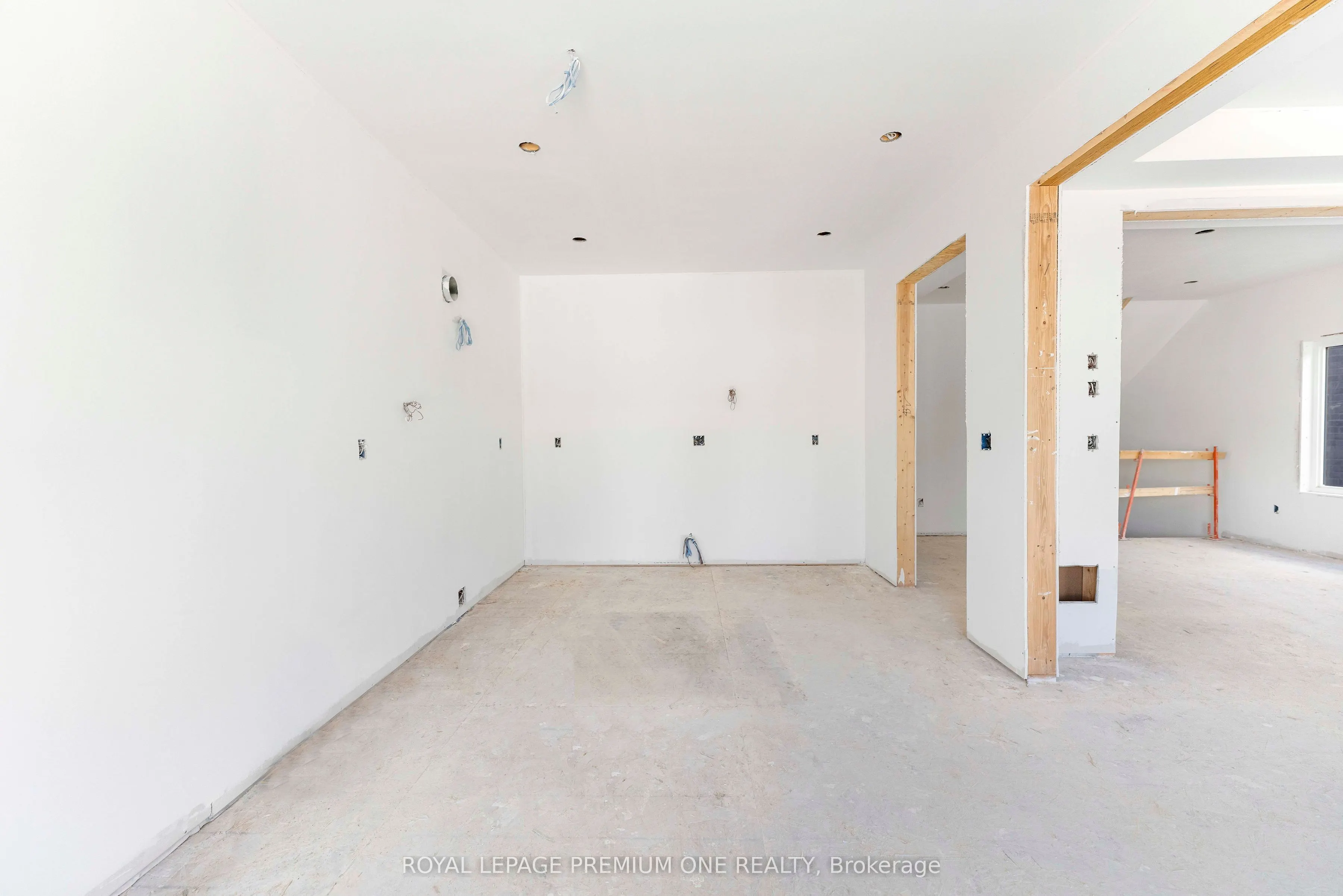 8 Jack Kenny Court