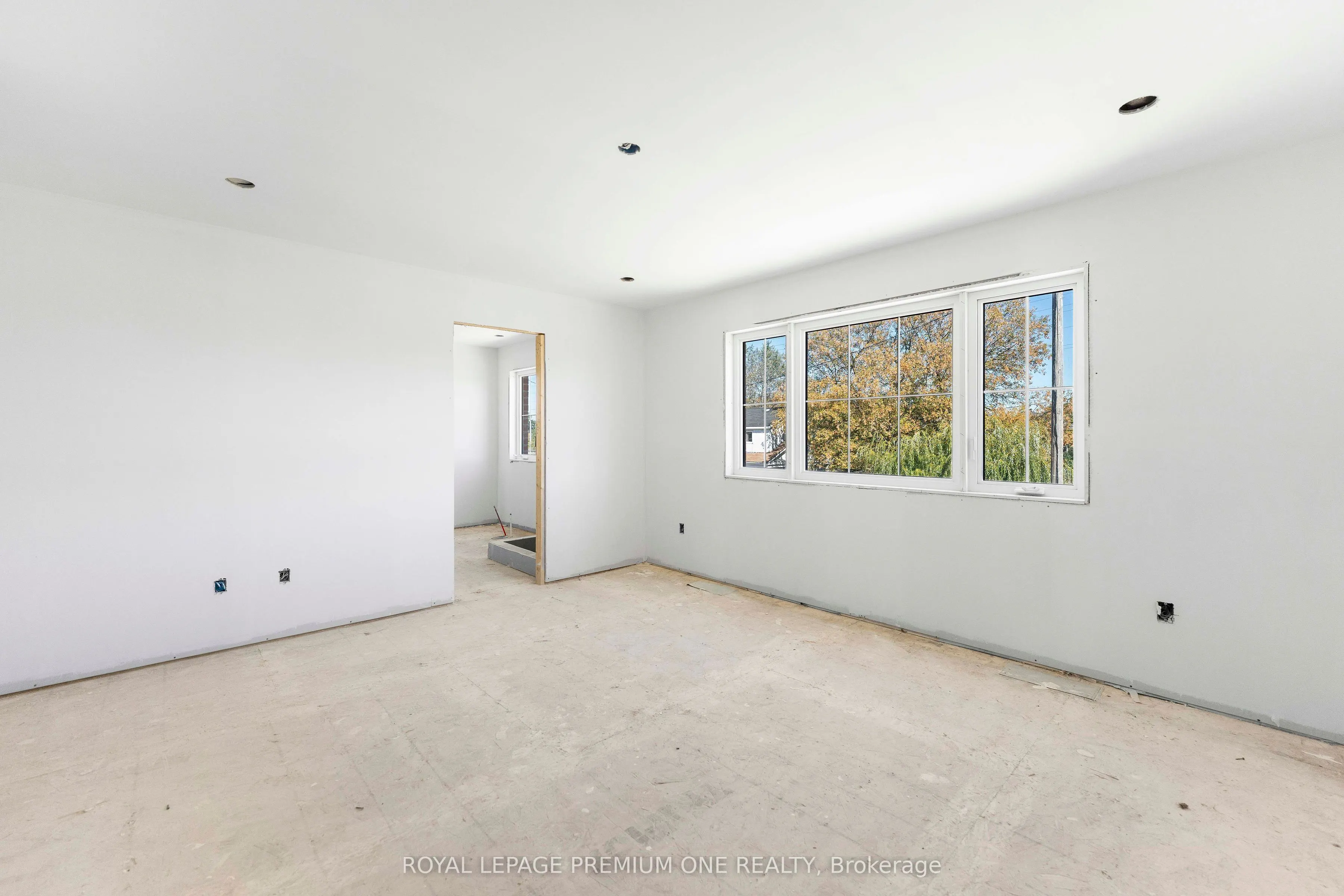 8 Jack Kenny Court