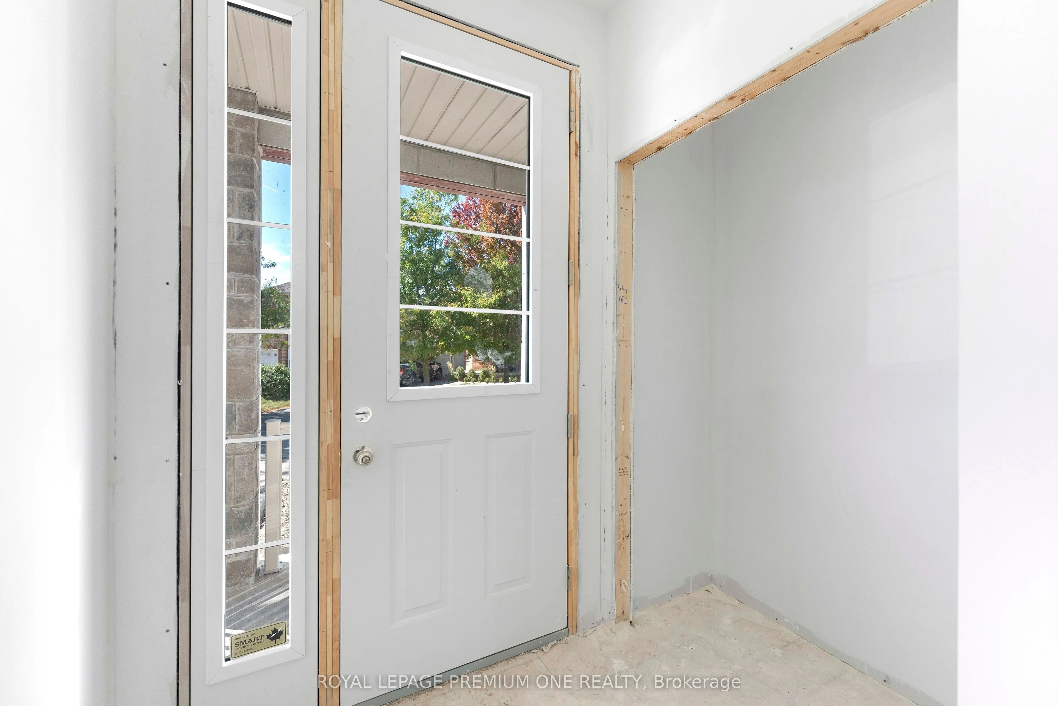 8 Jack Kenny Court