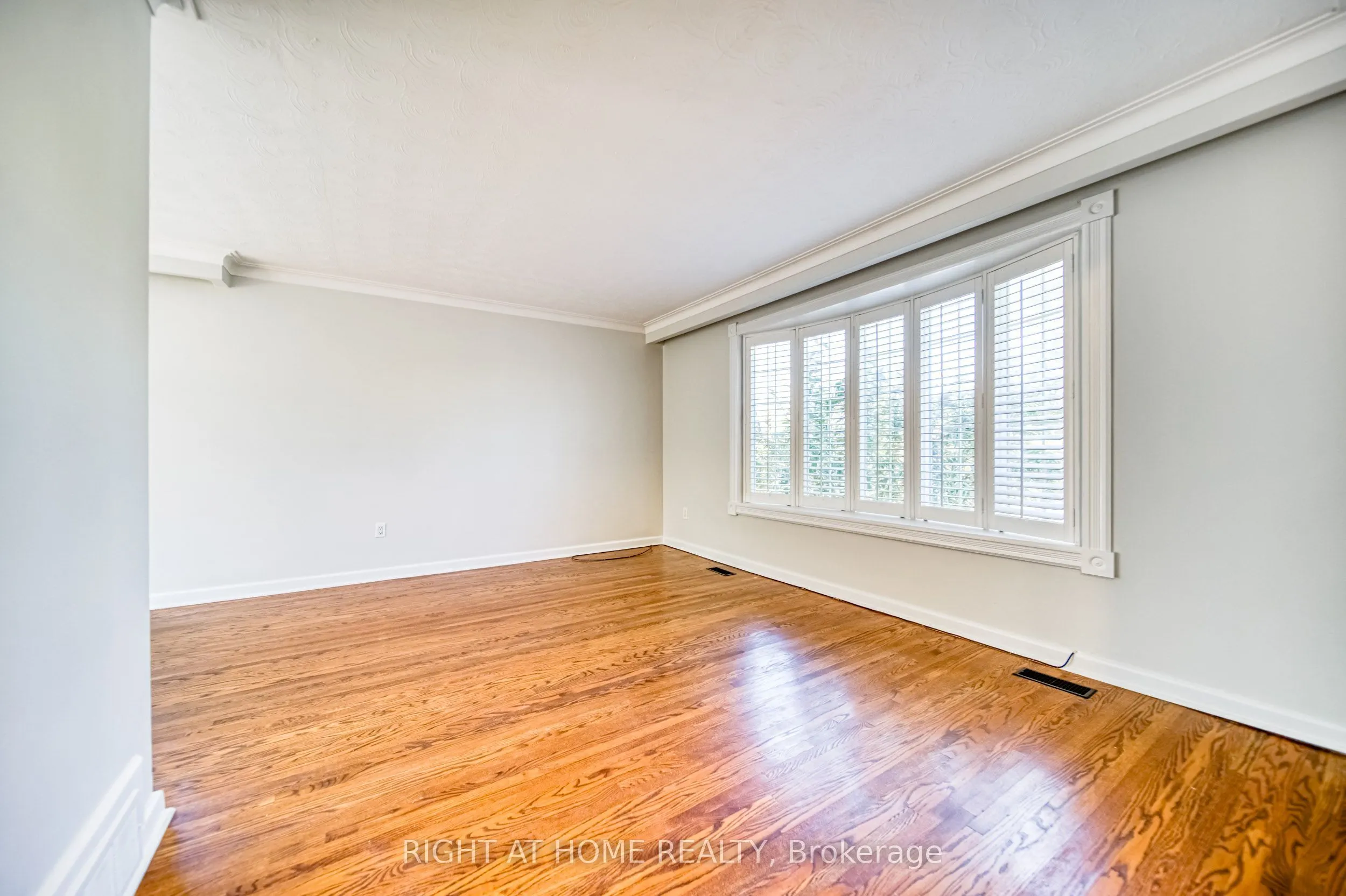 506 Trudale Court