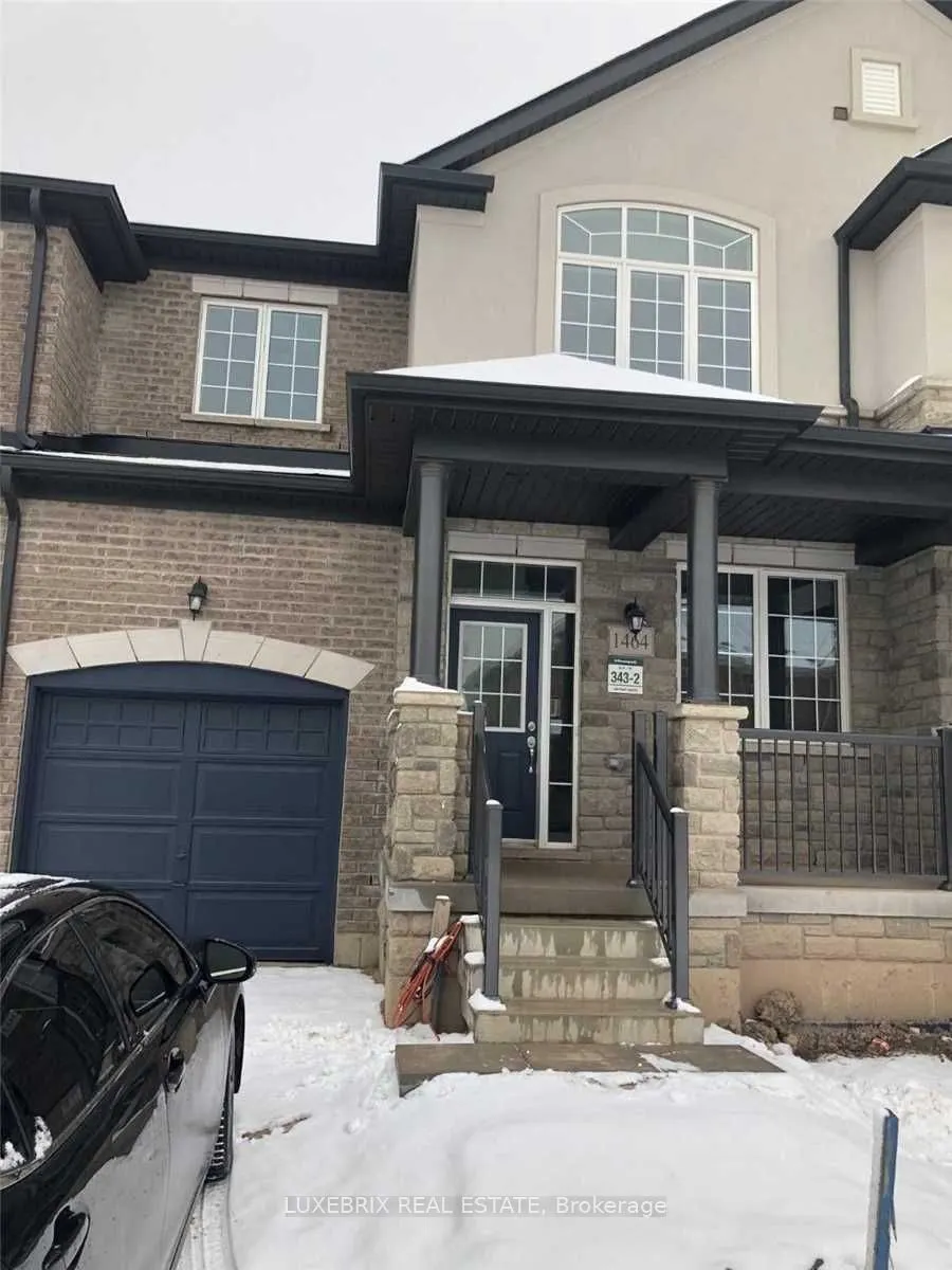 1464 Pratt Heights