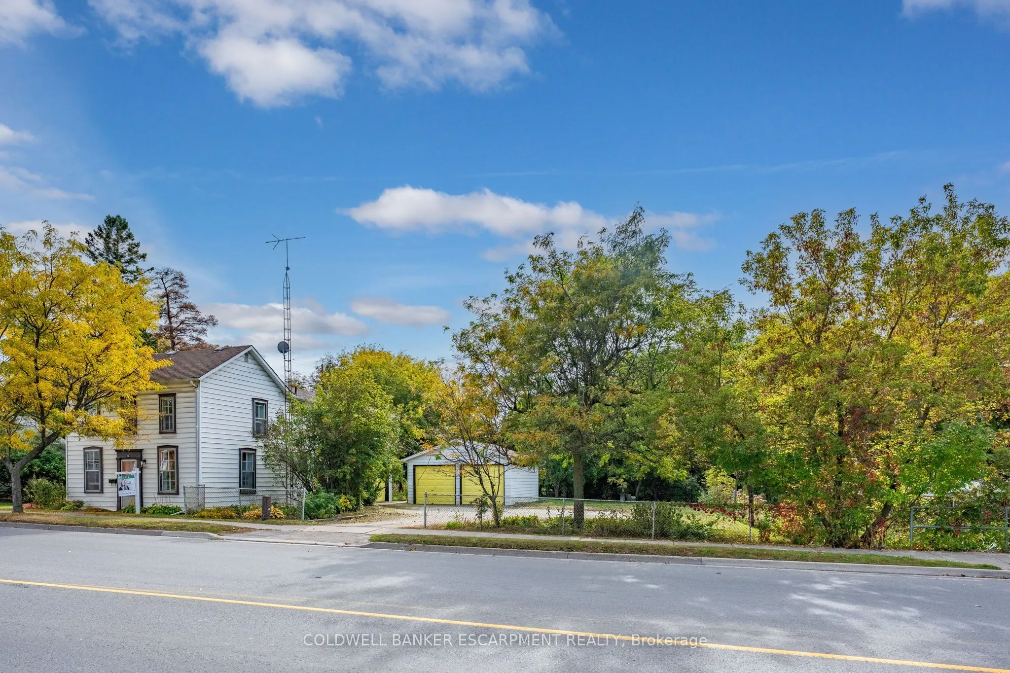 76 Main Street N