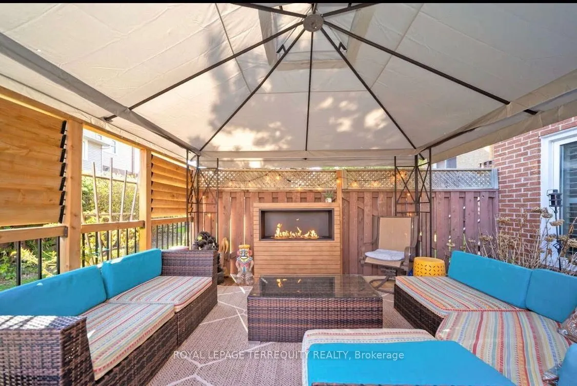 72 Carisbrooke Court #72