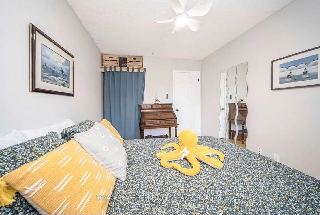 72 Carisbrooke Court #72