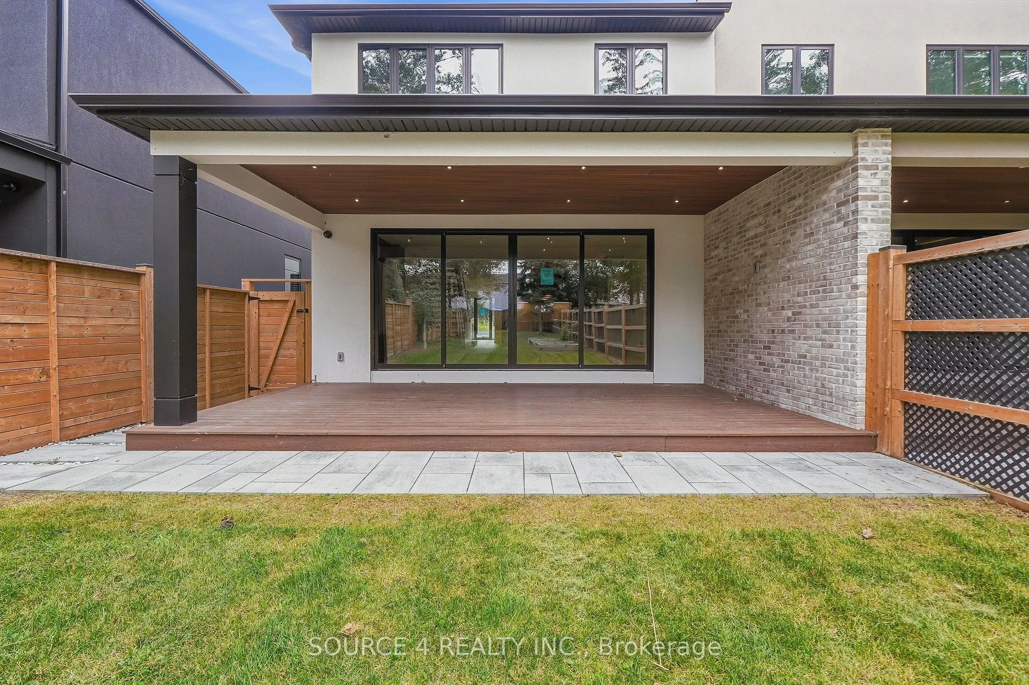 20B Broadview Avenue