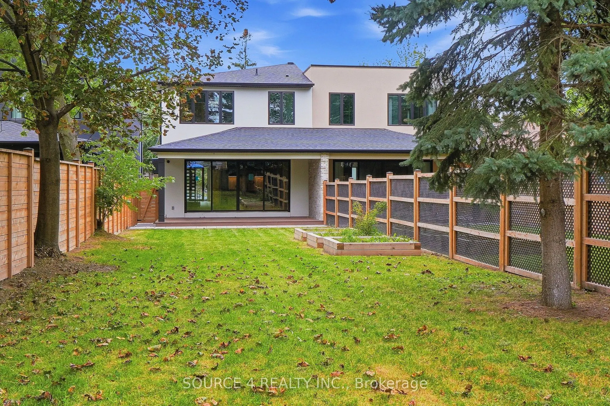 20B Broadview Avenue