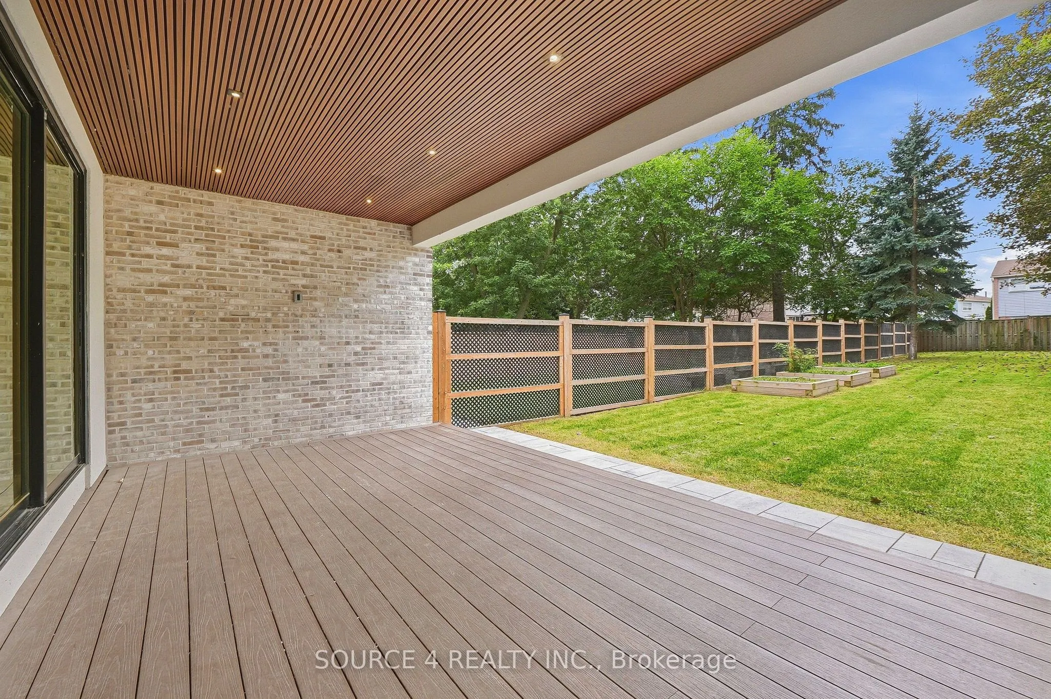 20B Broadview Avenue
