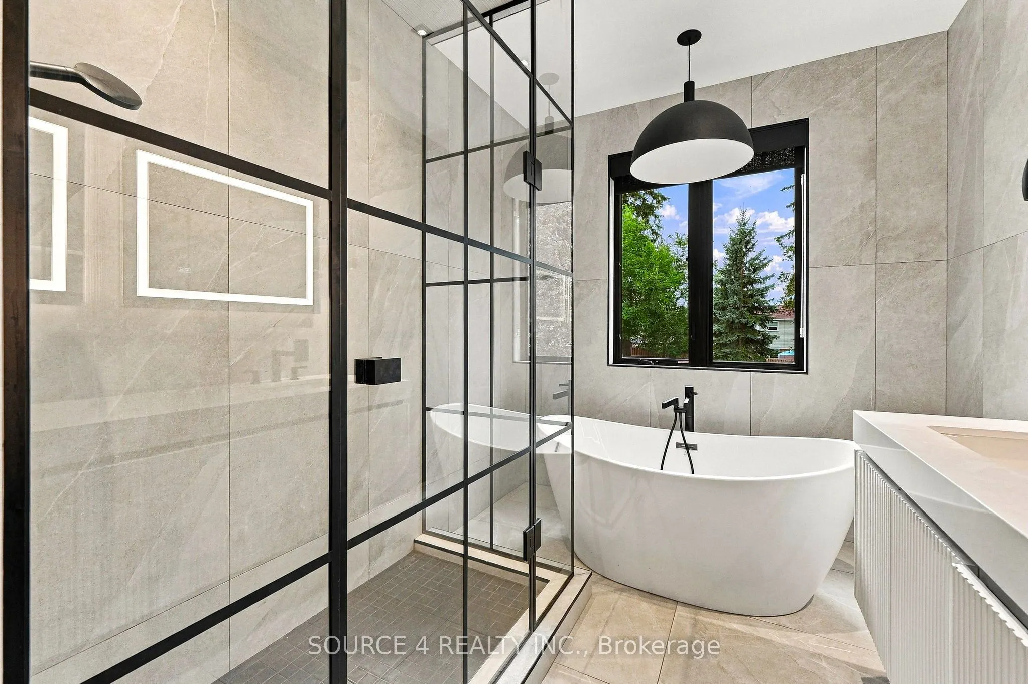20B Broadview Avenue