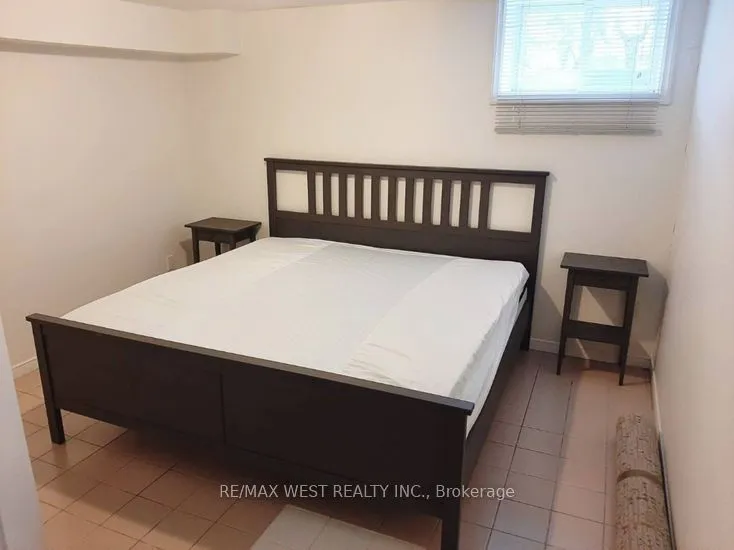 34 Penhurst Avenue #B2