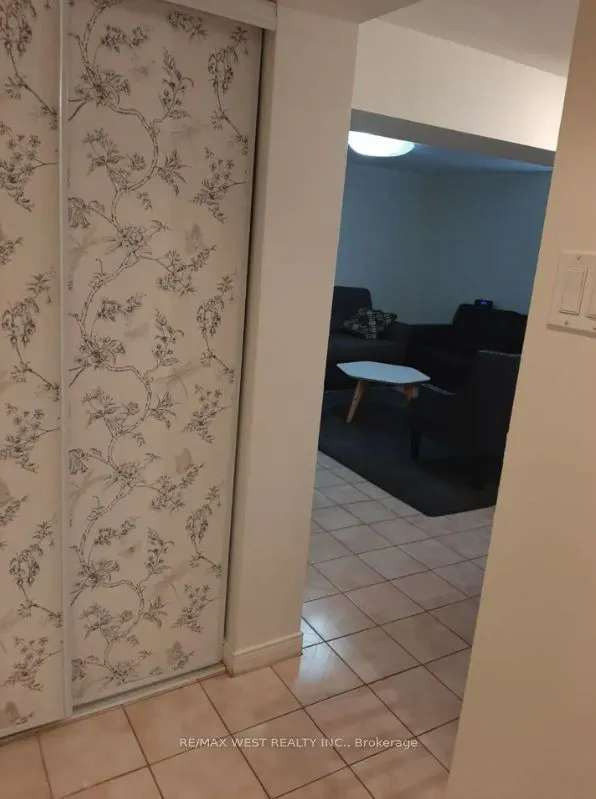 34 Penhurst Avenue #B2
