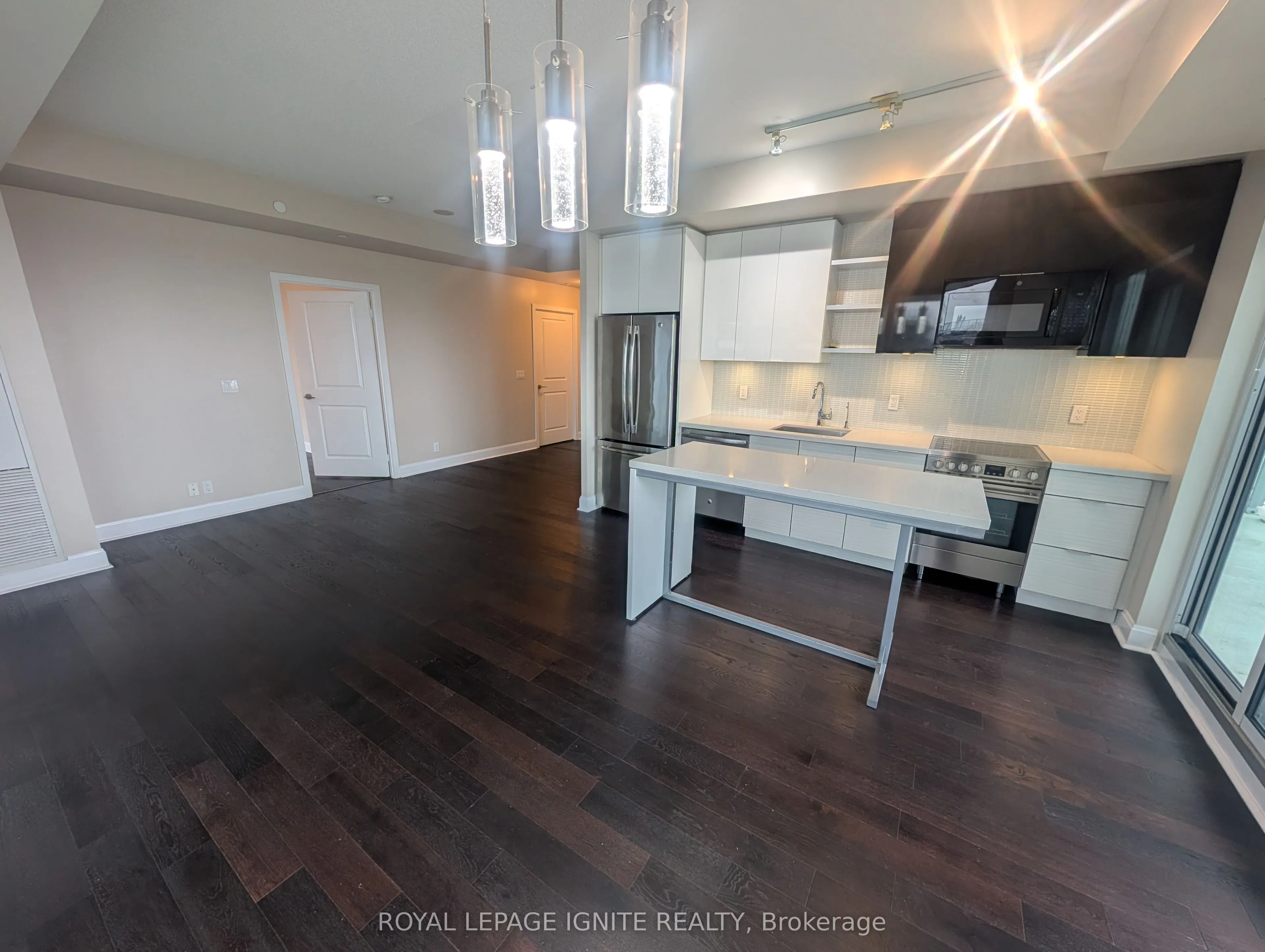 33 Shore Breeze Drive #710