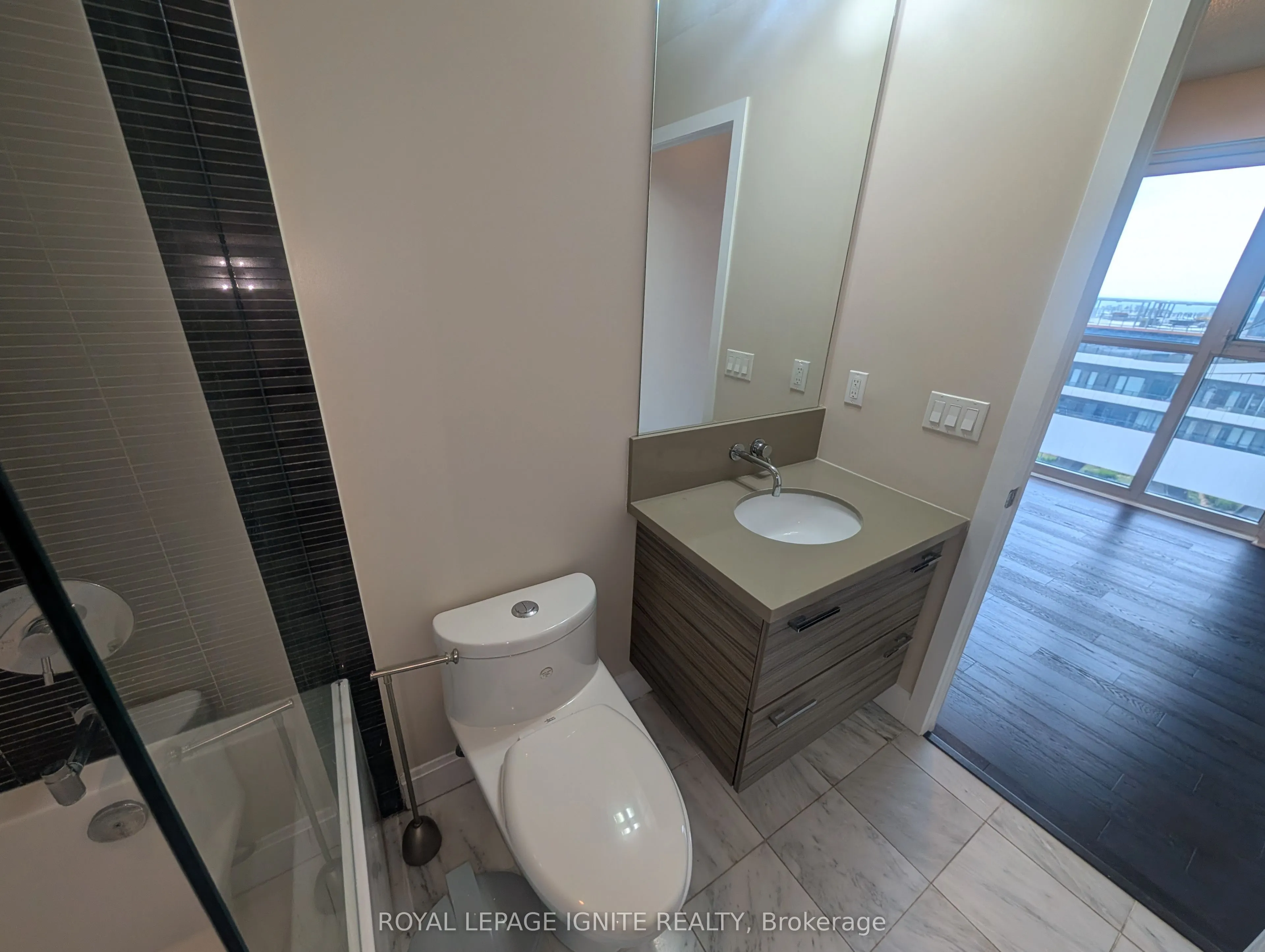 33 Shore Breeze Drive #710