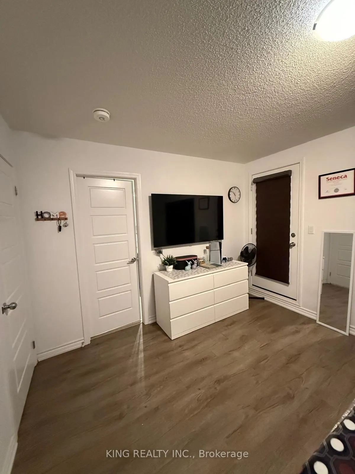 210 Keppel Circle