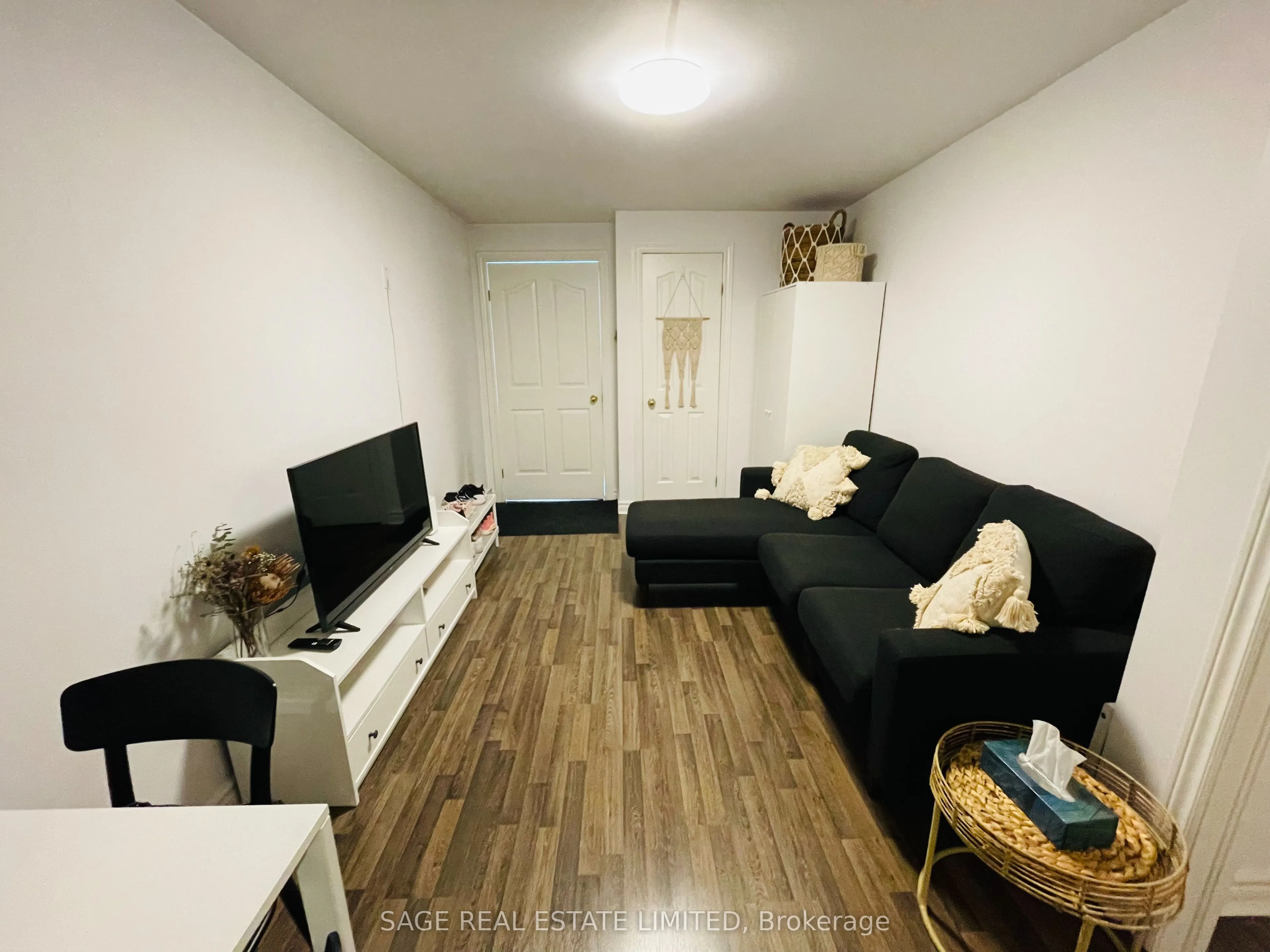 296 Runnymede Road #5