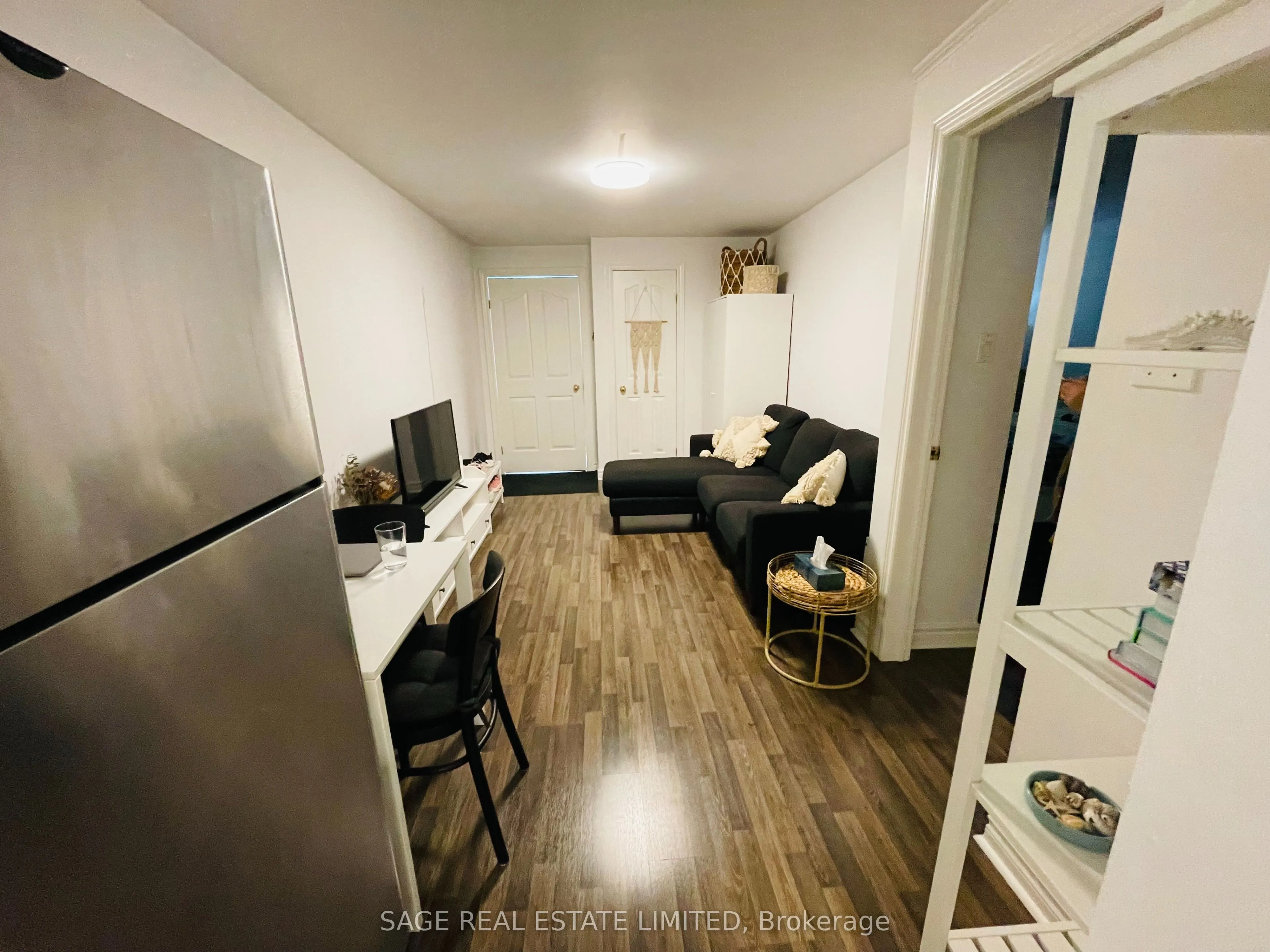 296 Runnymede Road #5