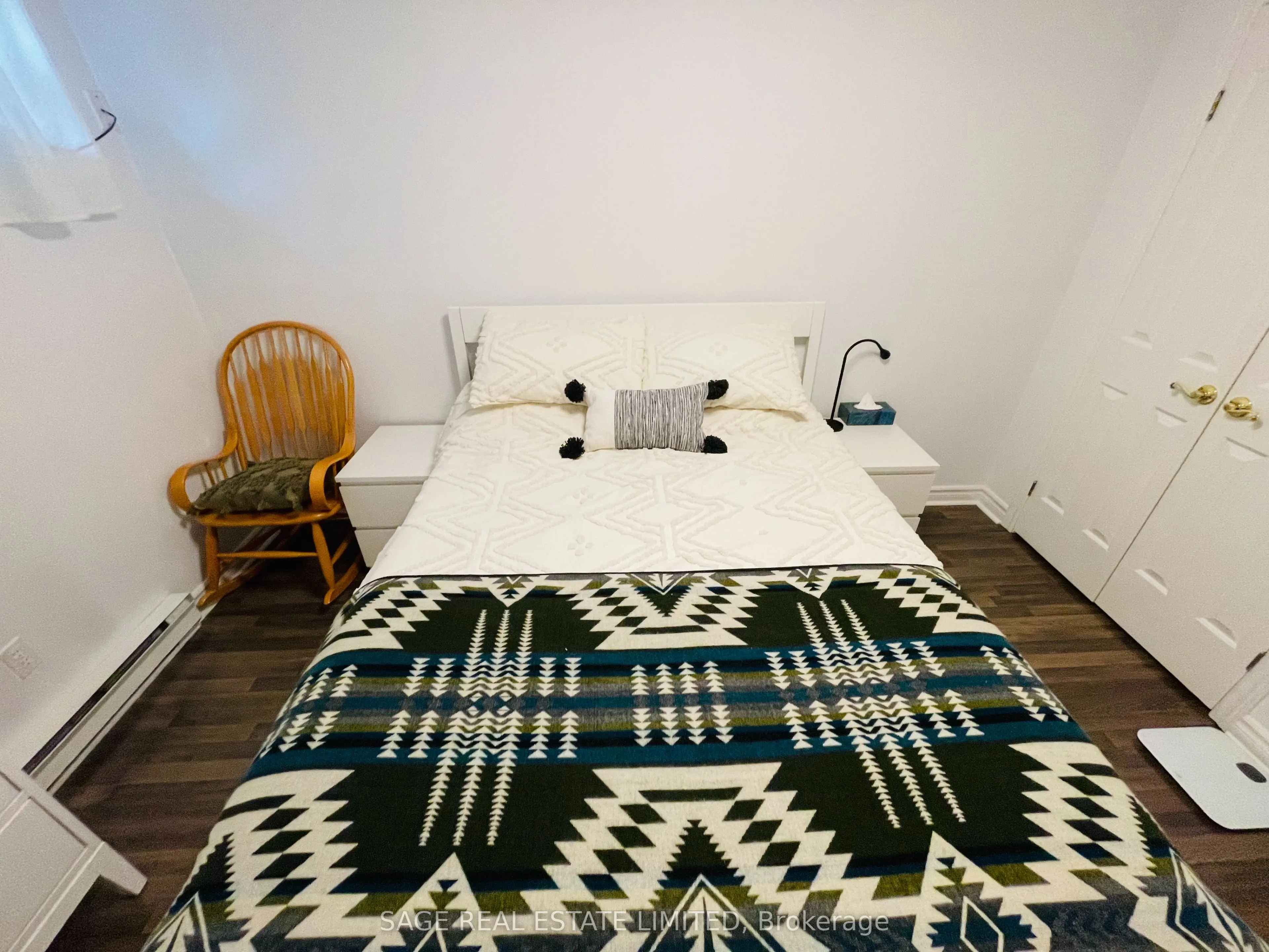296 Runnymede Road #5