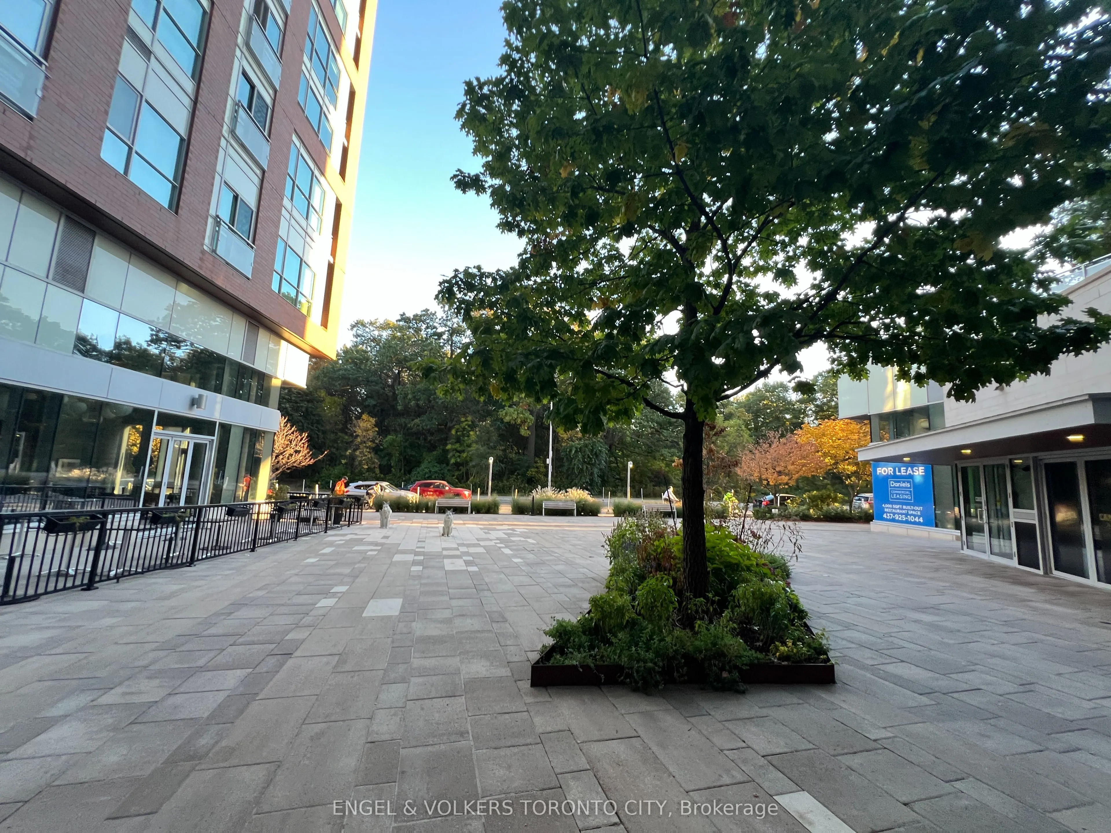 1830 Bloor Street W #330