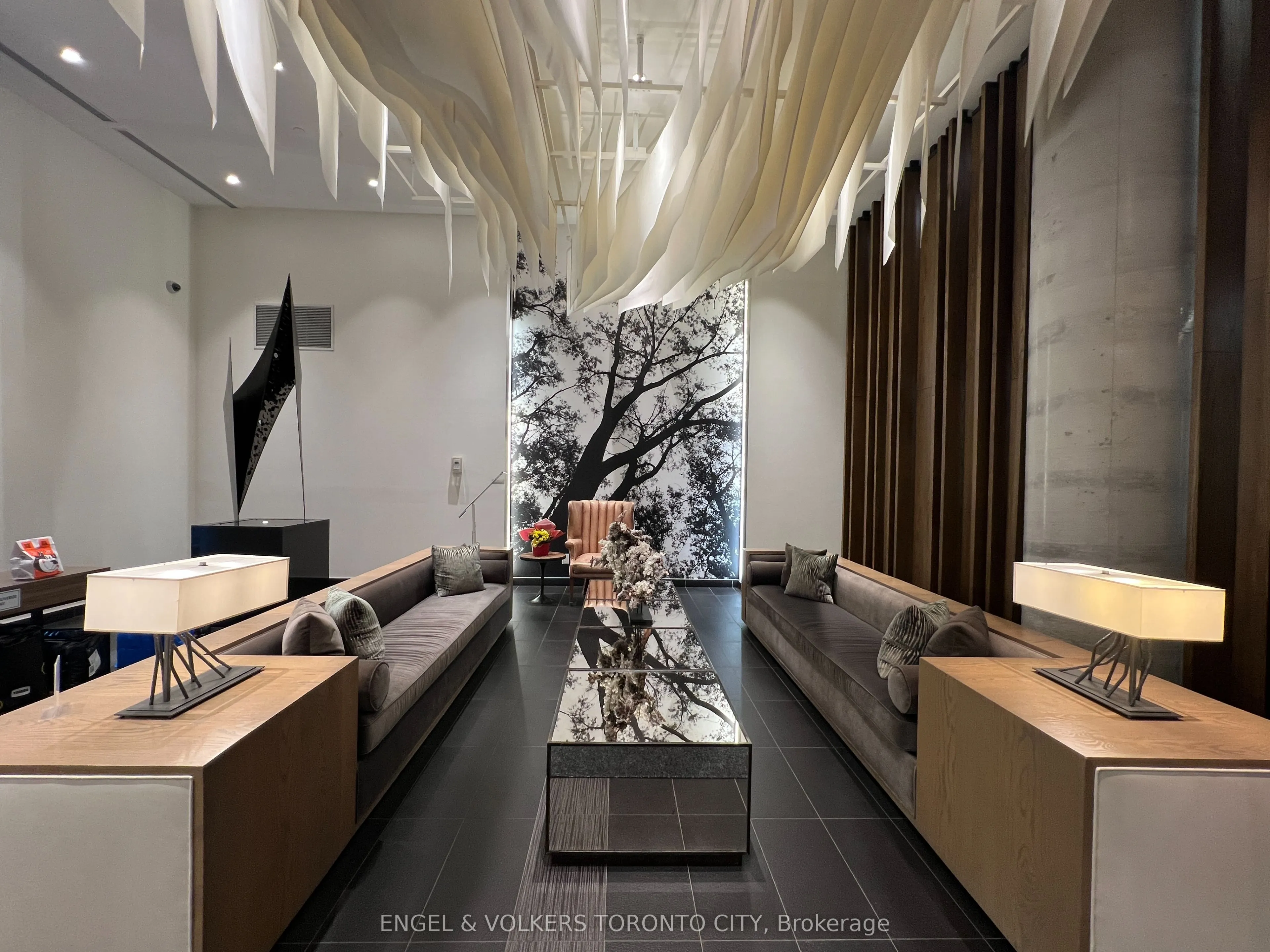 1830 Bloor Street W #330
