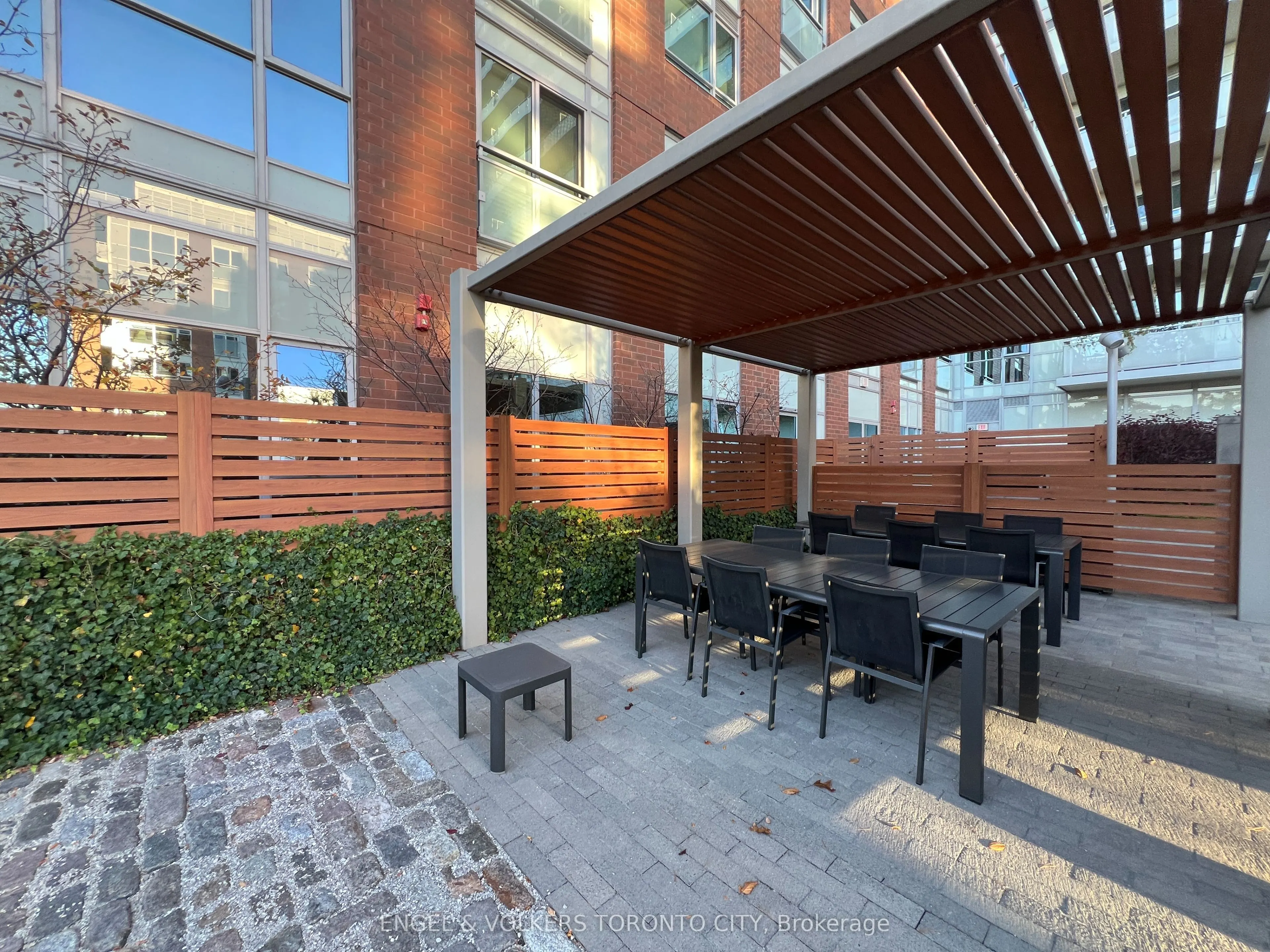 1830 Bloor Street W #330