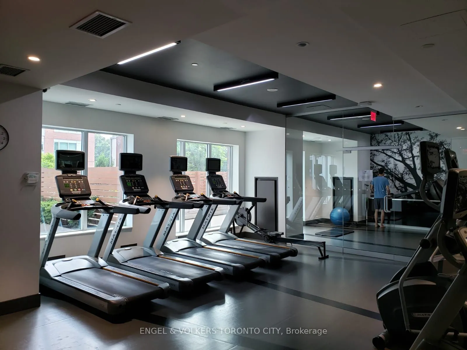 1830 Bloor Street W #330